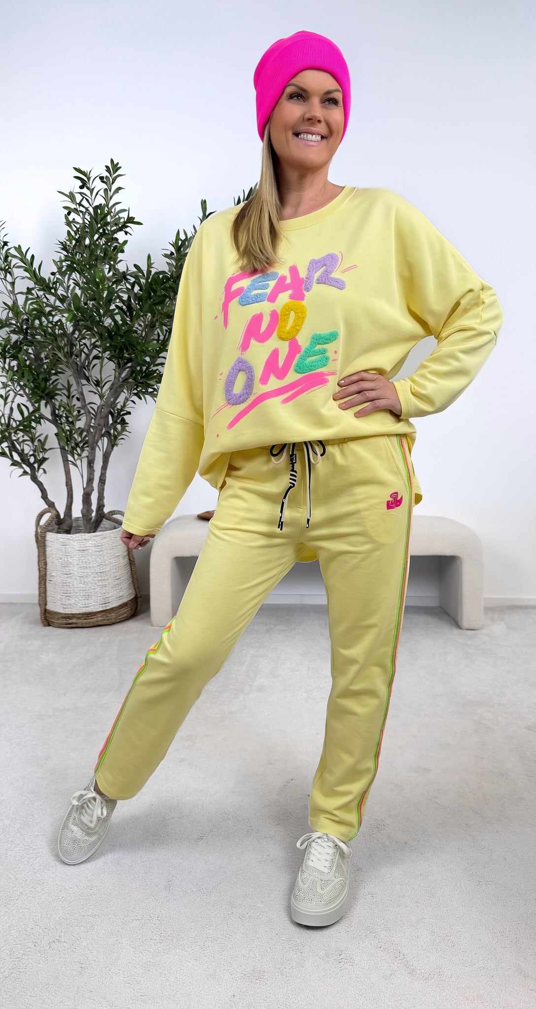 Sweatshirt Fear No One *Gelb*