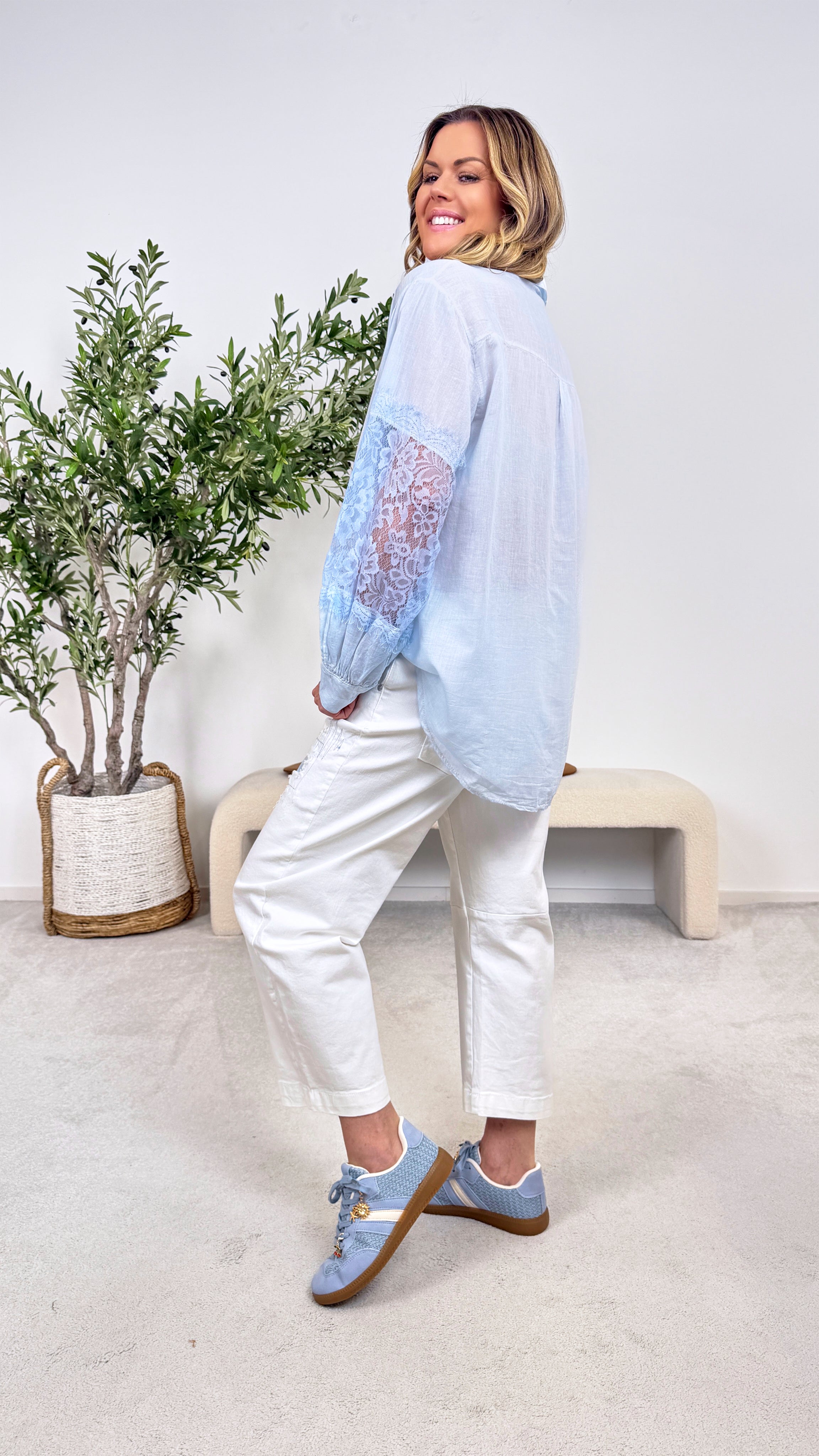 Bluse Dreamy Sleeves *Hellblau*