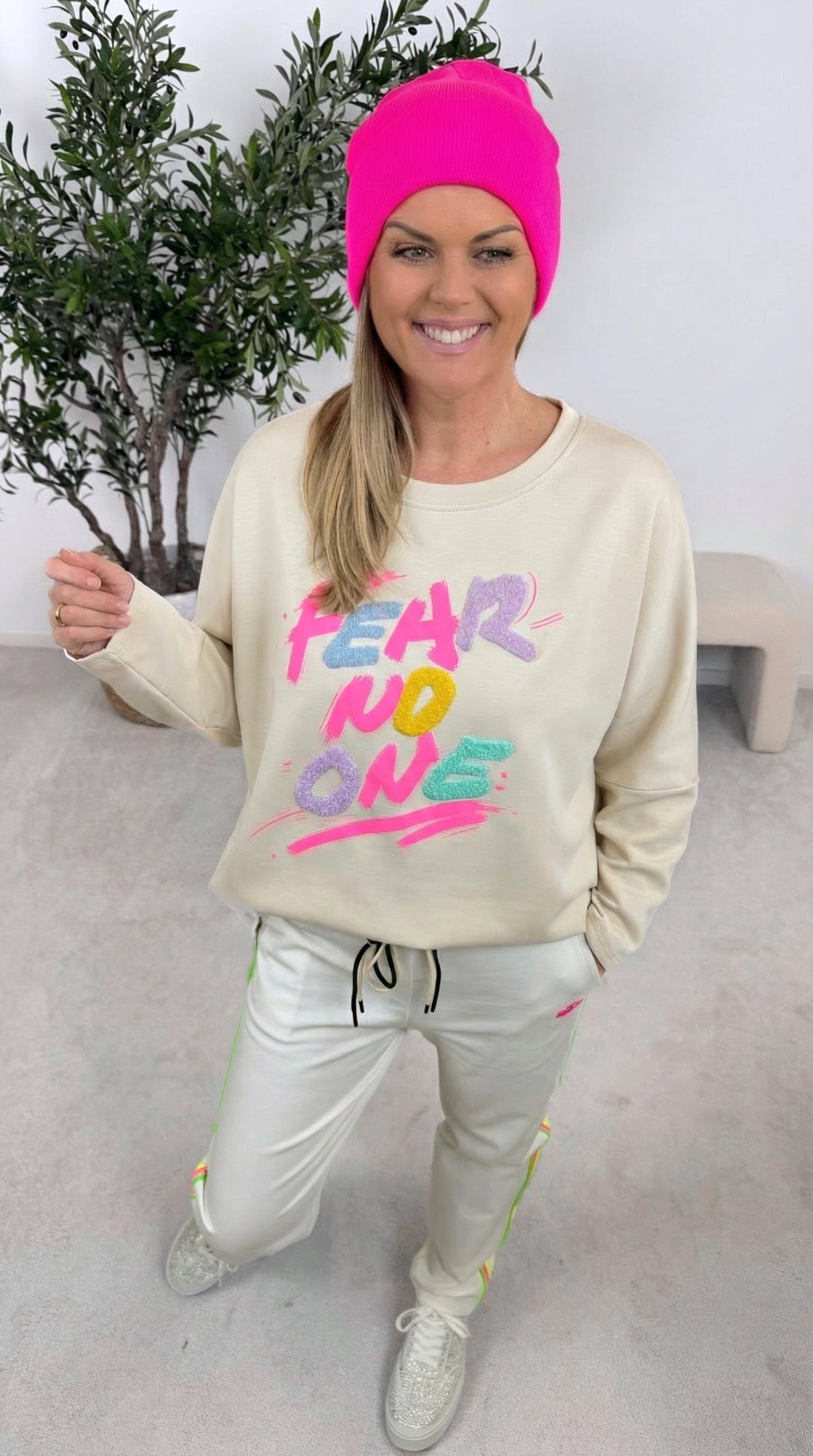 Sweatshirt Fear No One *Beige*