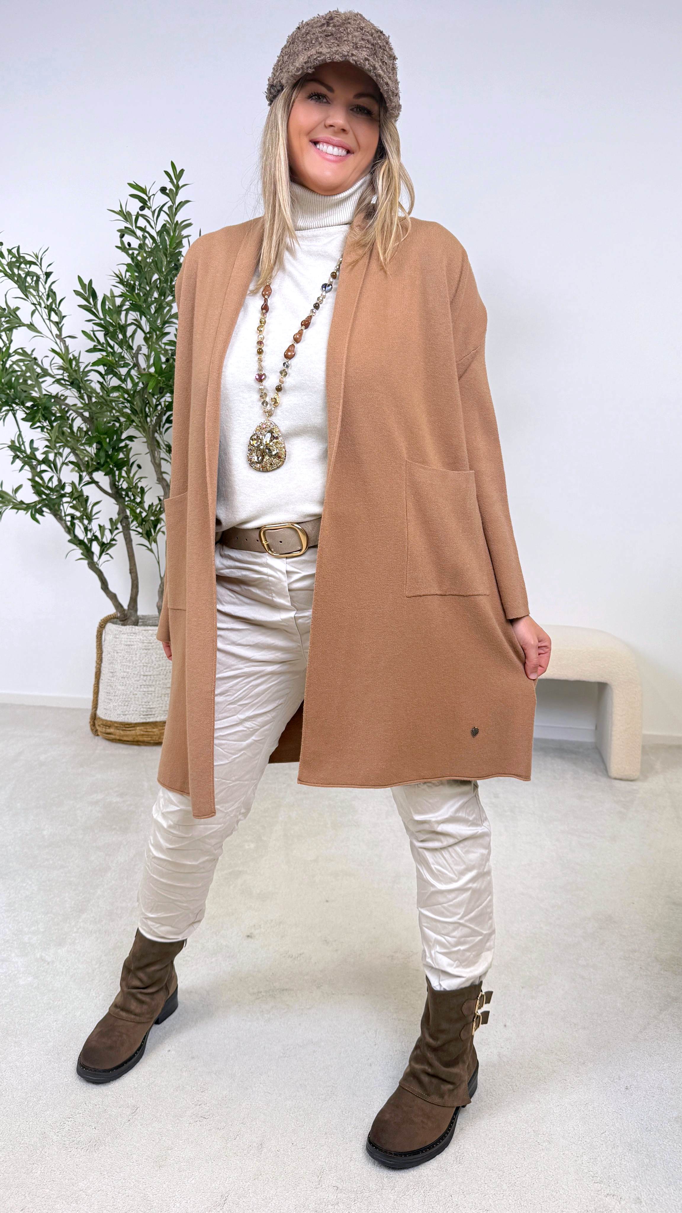 Strickjacke Frosty Glow *Camel*