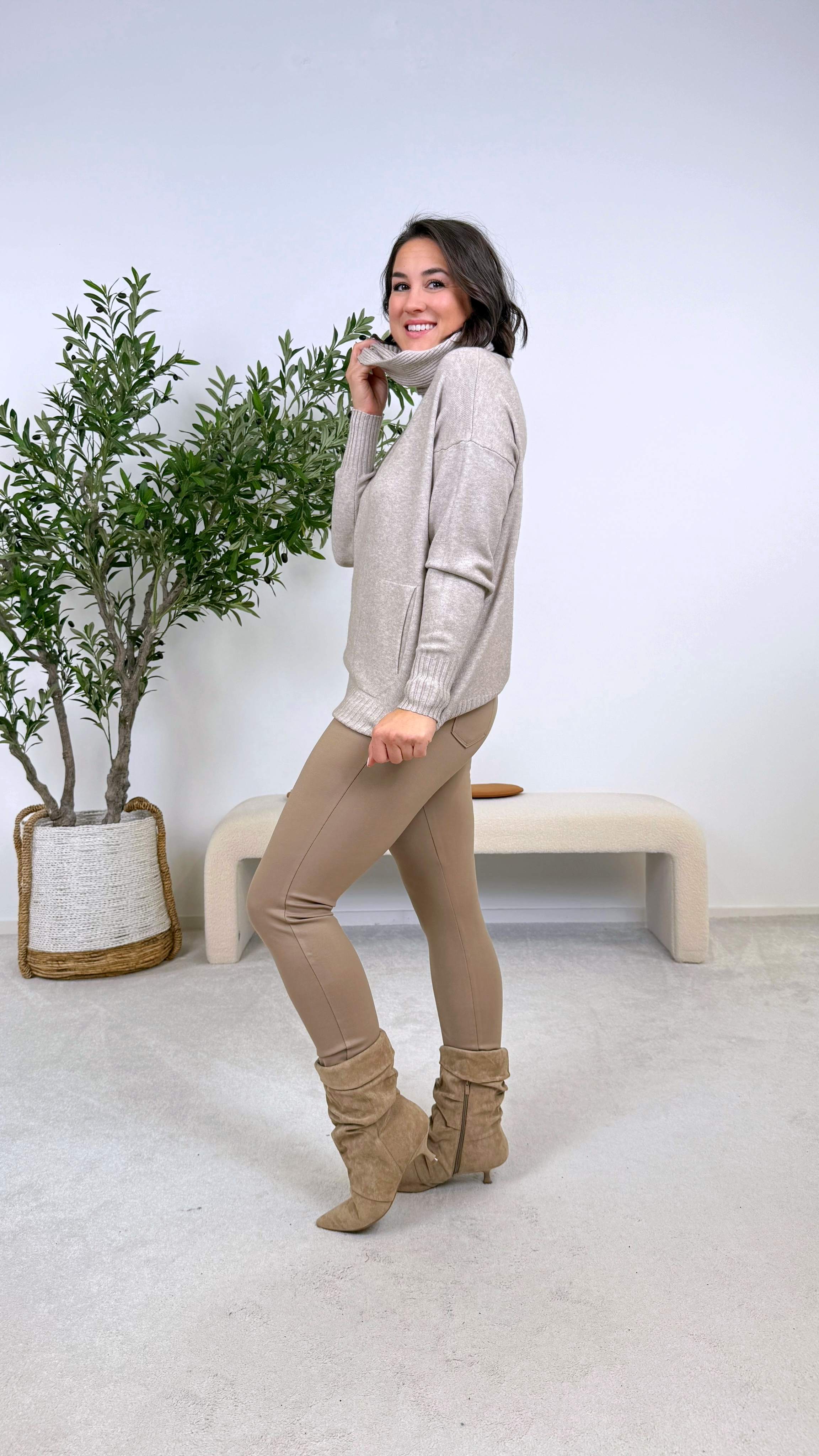 Rollkragenpullover Tabarca *Taupe* - Power of Princess