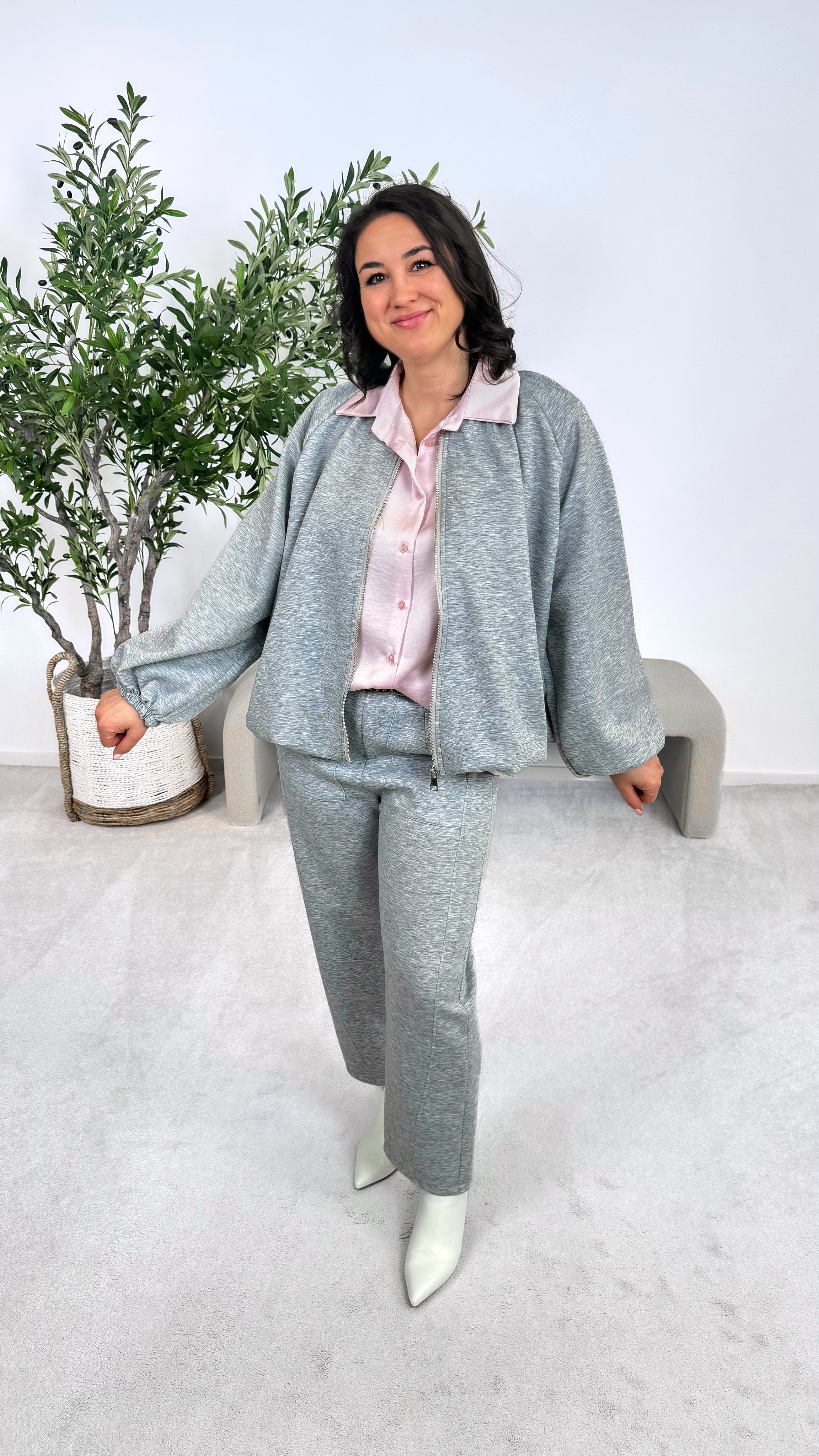 Blouson Main Character *Grau*