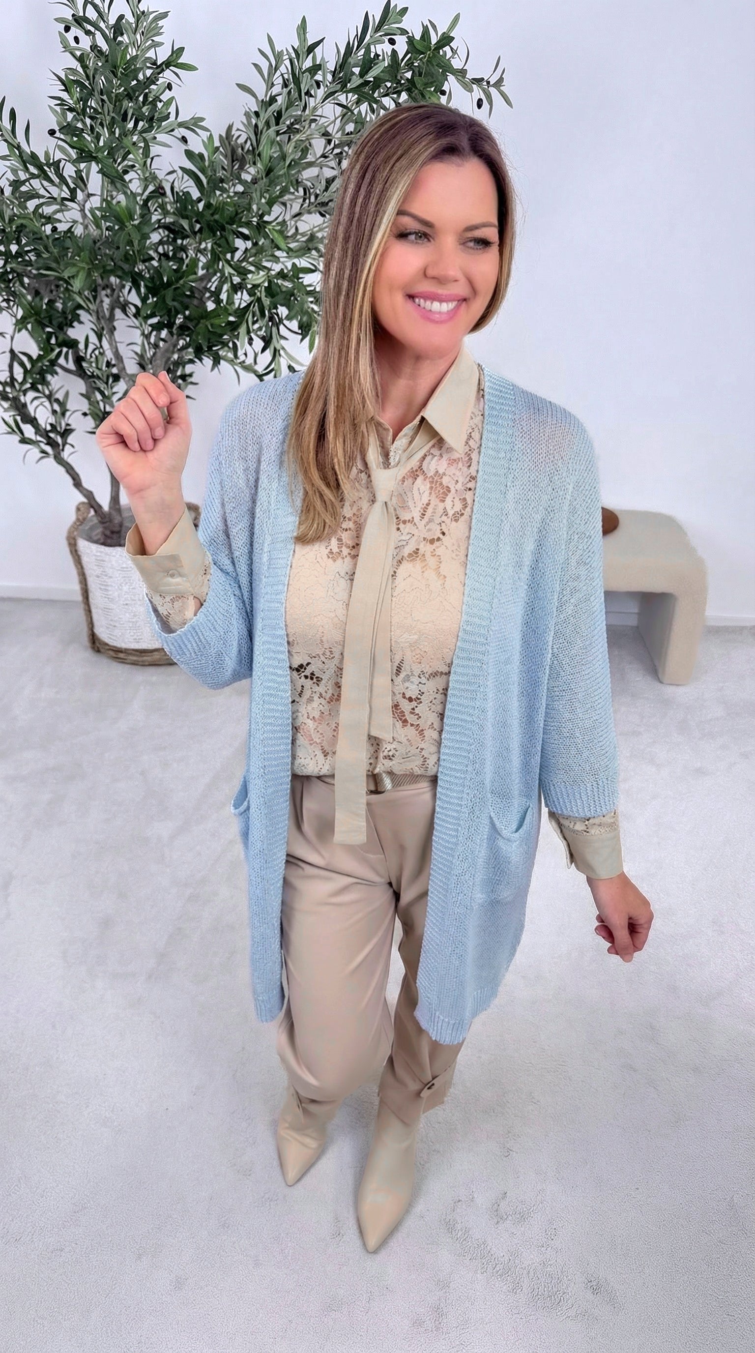 Netz-Strickjacke Turin *Hellblau*