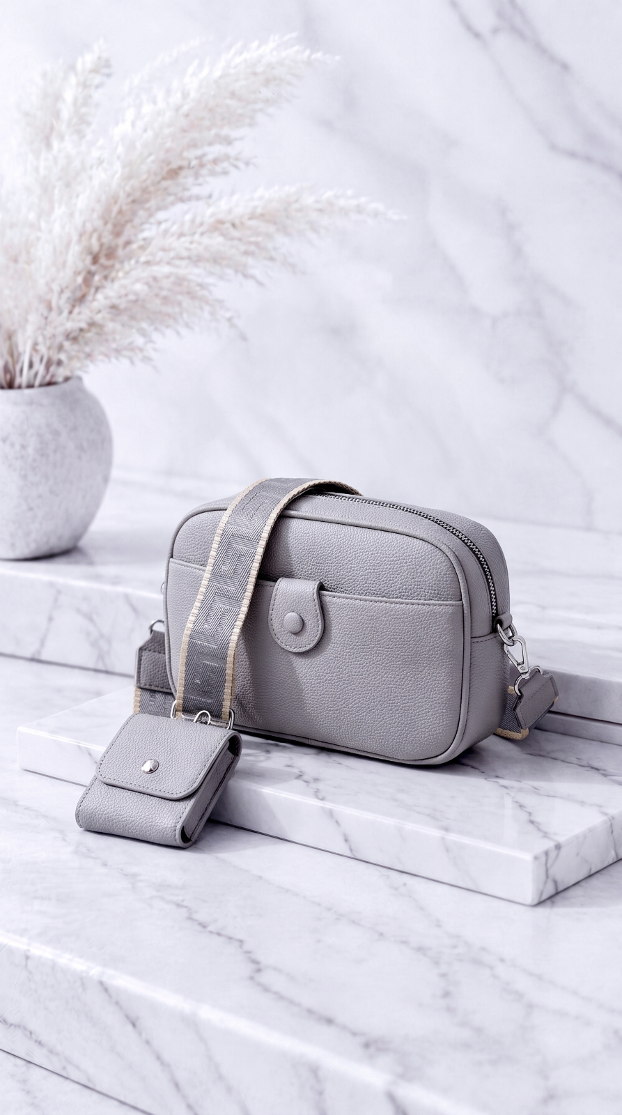 Umhängetasche Ivory Muse *Grau*