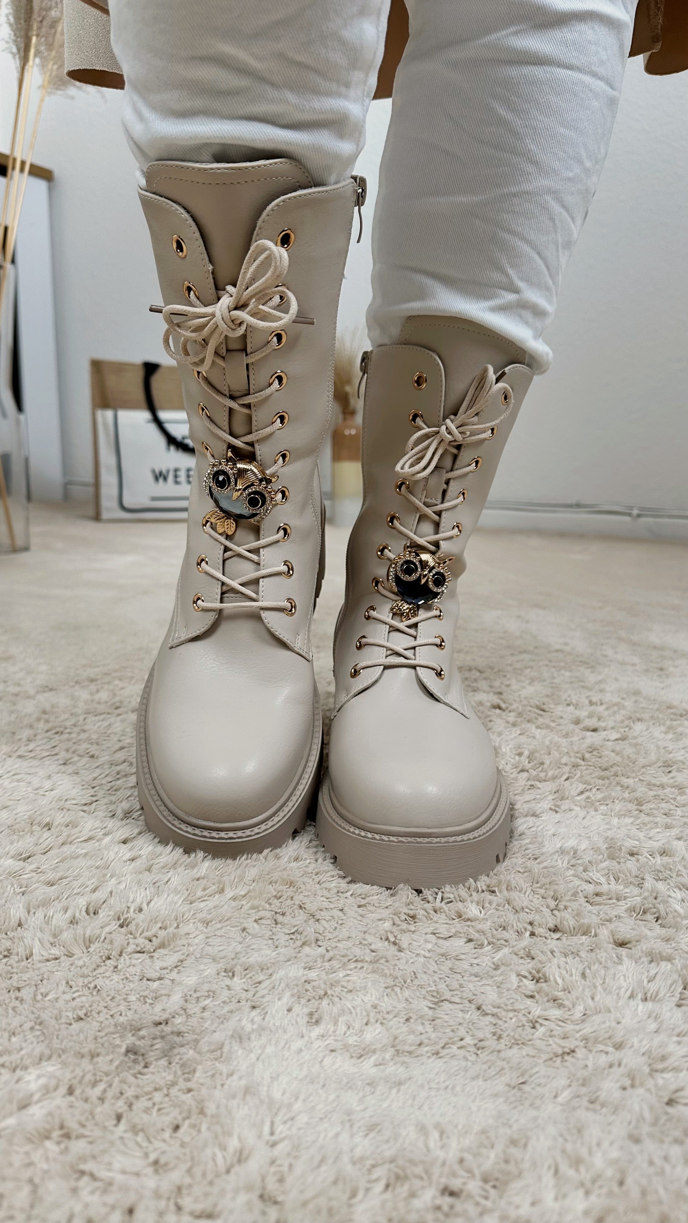 Boots Owl (2 Farben)