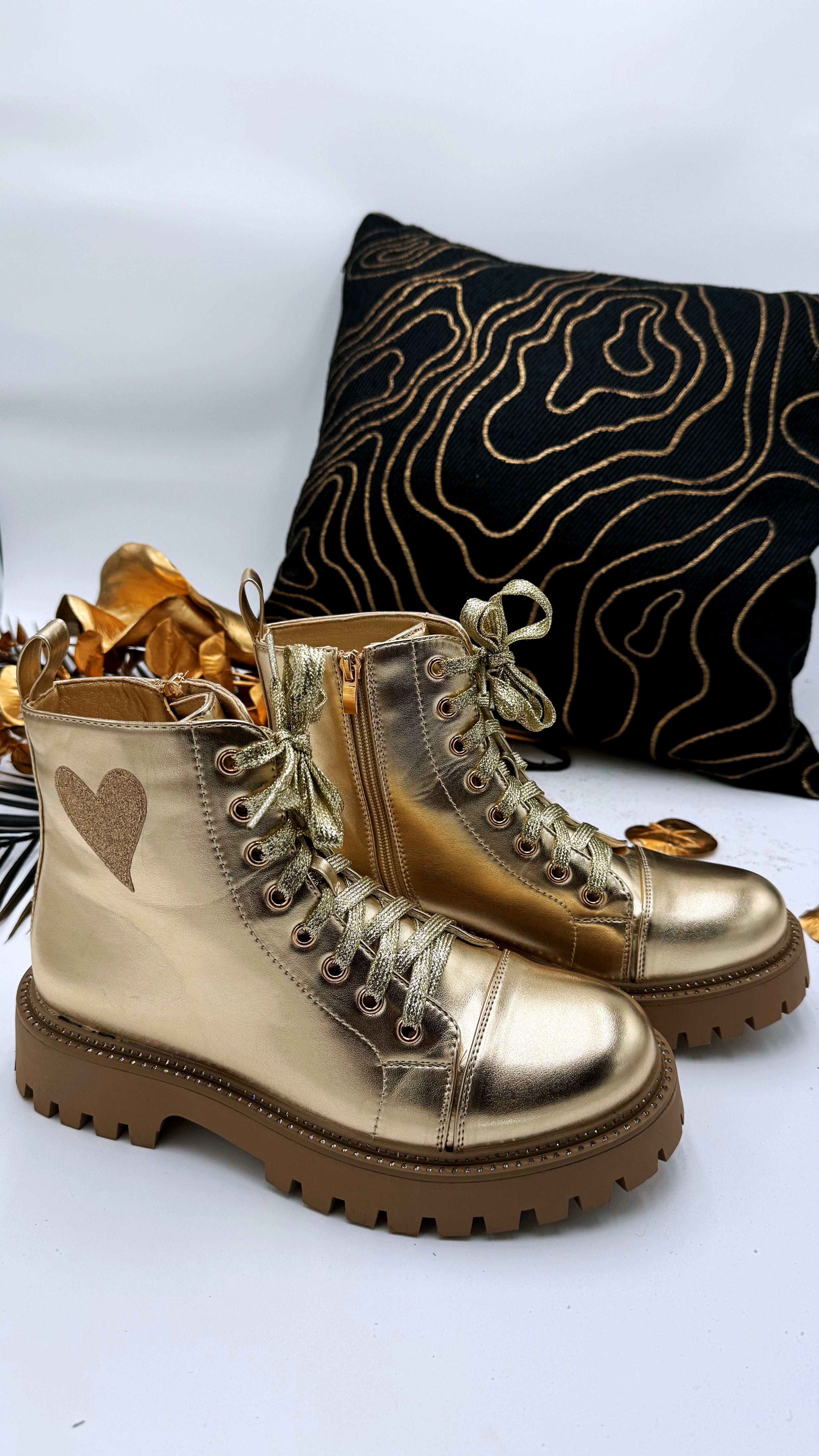 Boots Golden Heart