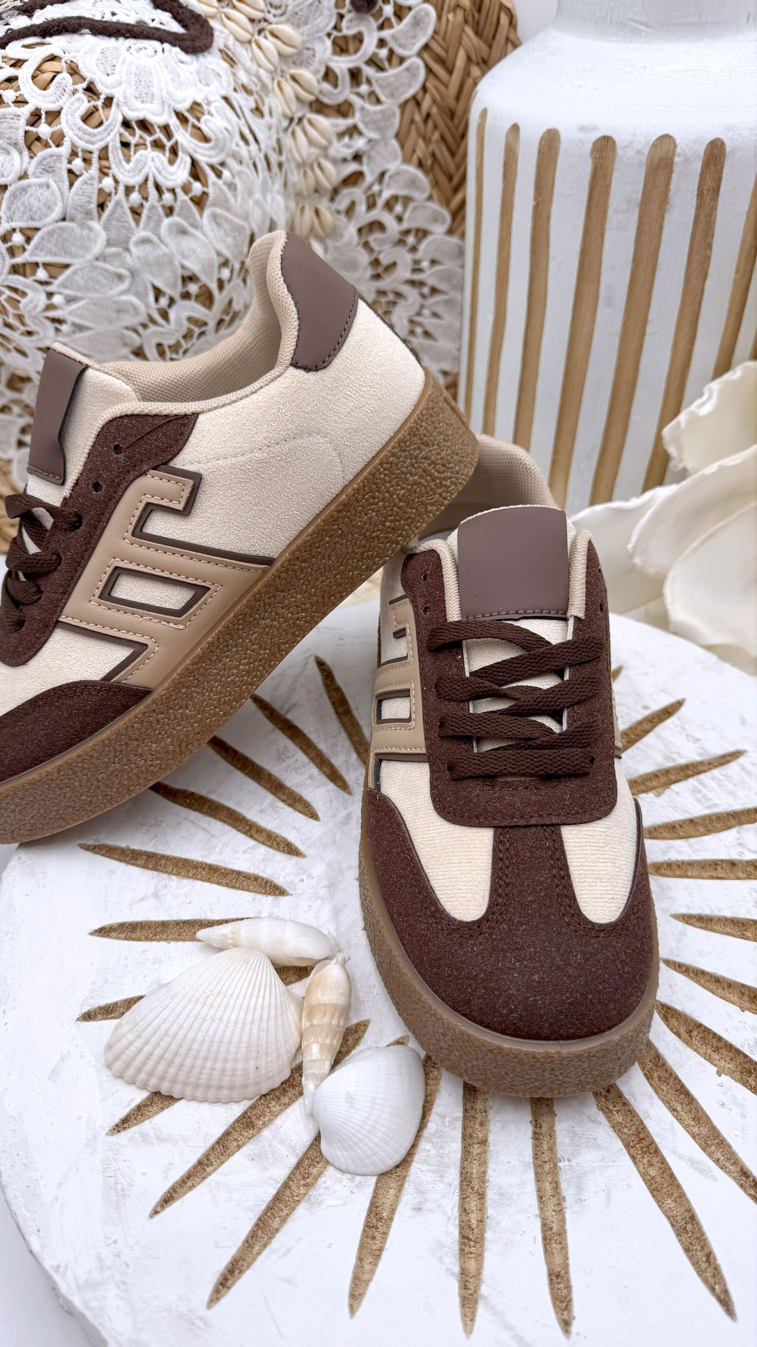 Sneaker Caramel Chic
