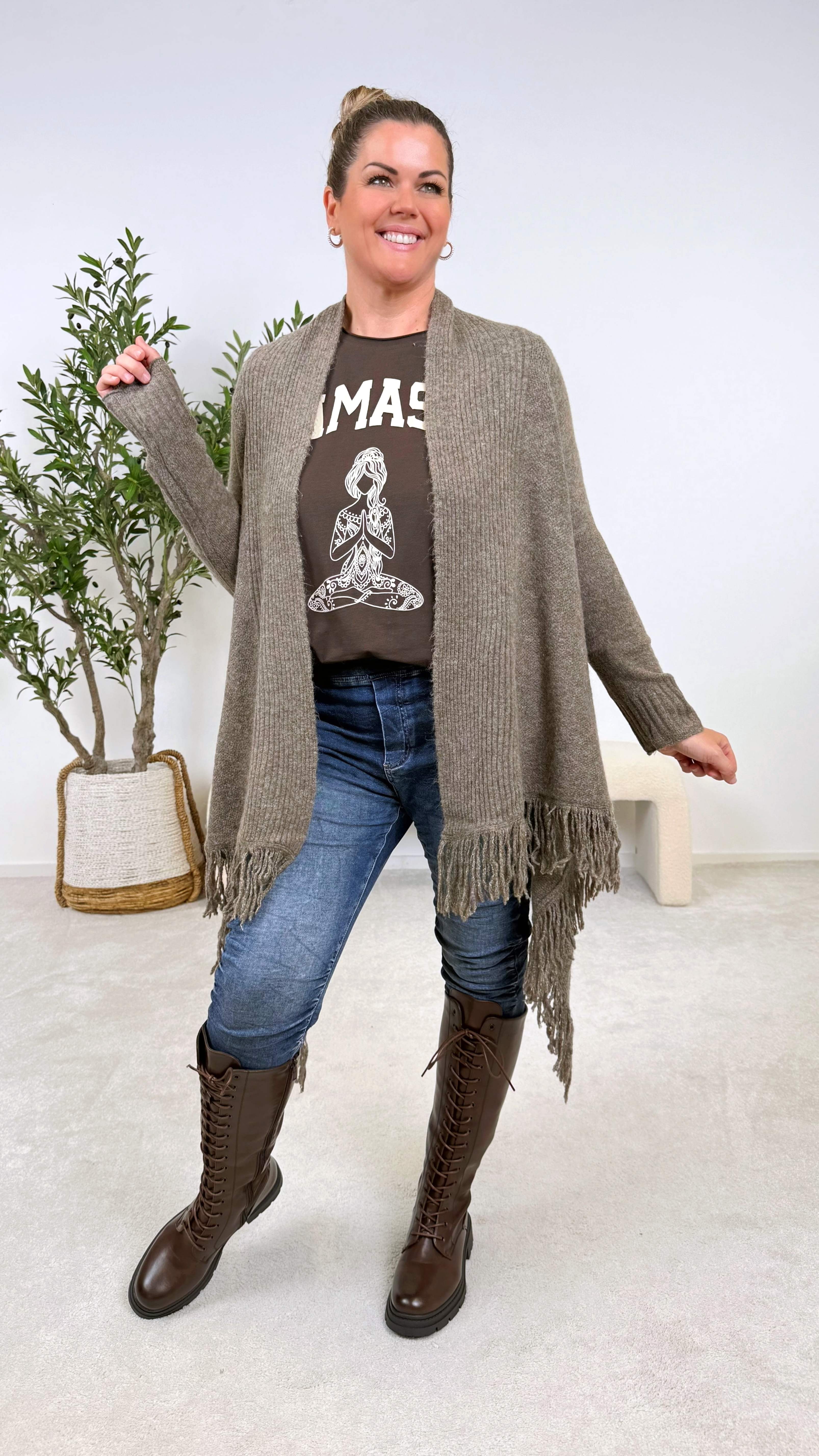 Strickjacke Eclipsa (5 Farben) - Power of Princess