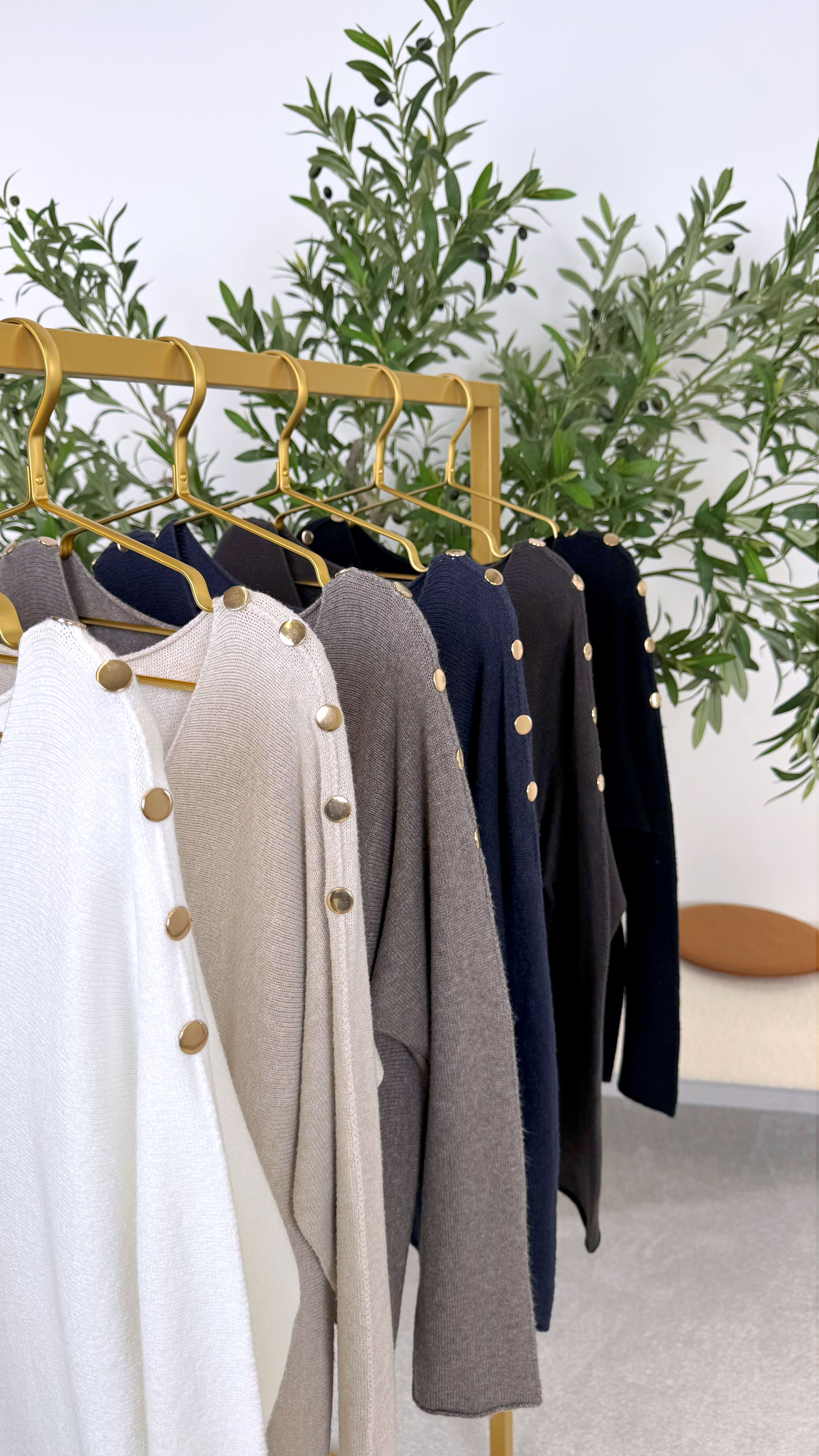 Pullover Button Queen (6 Farben) - Power of Princess