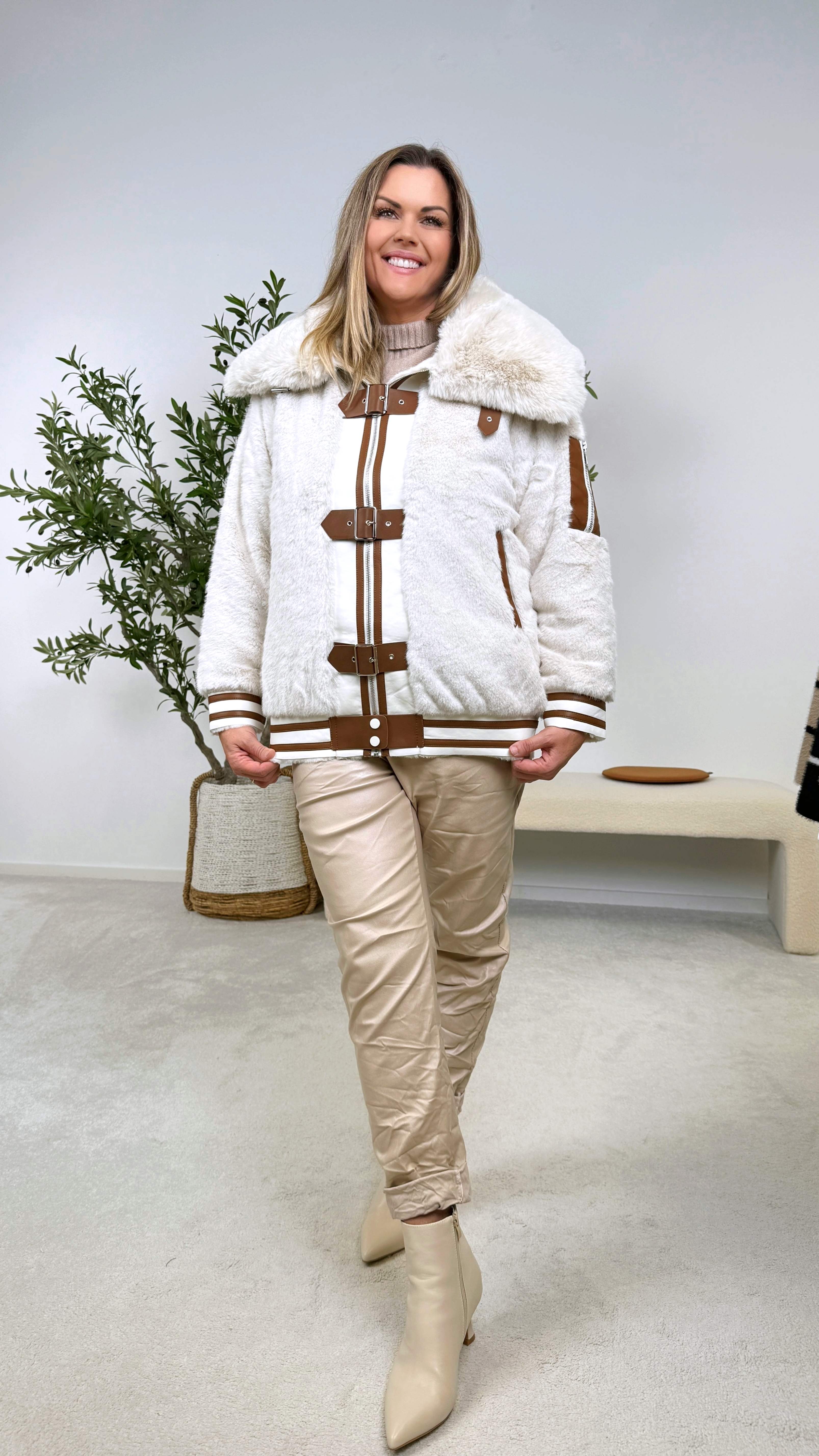 Jacke Frosty Charm *Beige* - Power of Princess