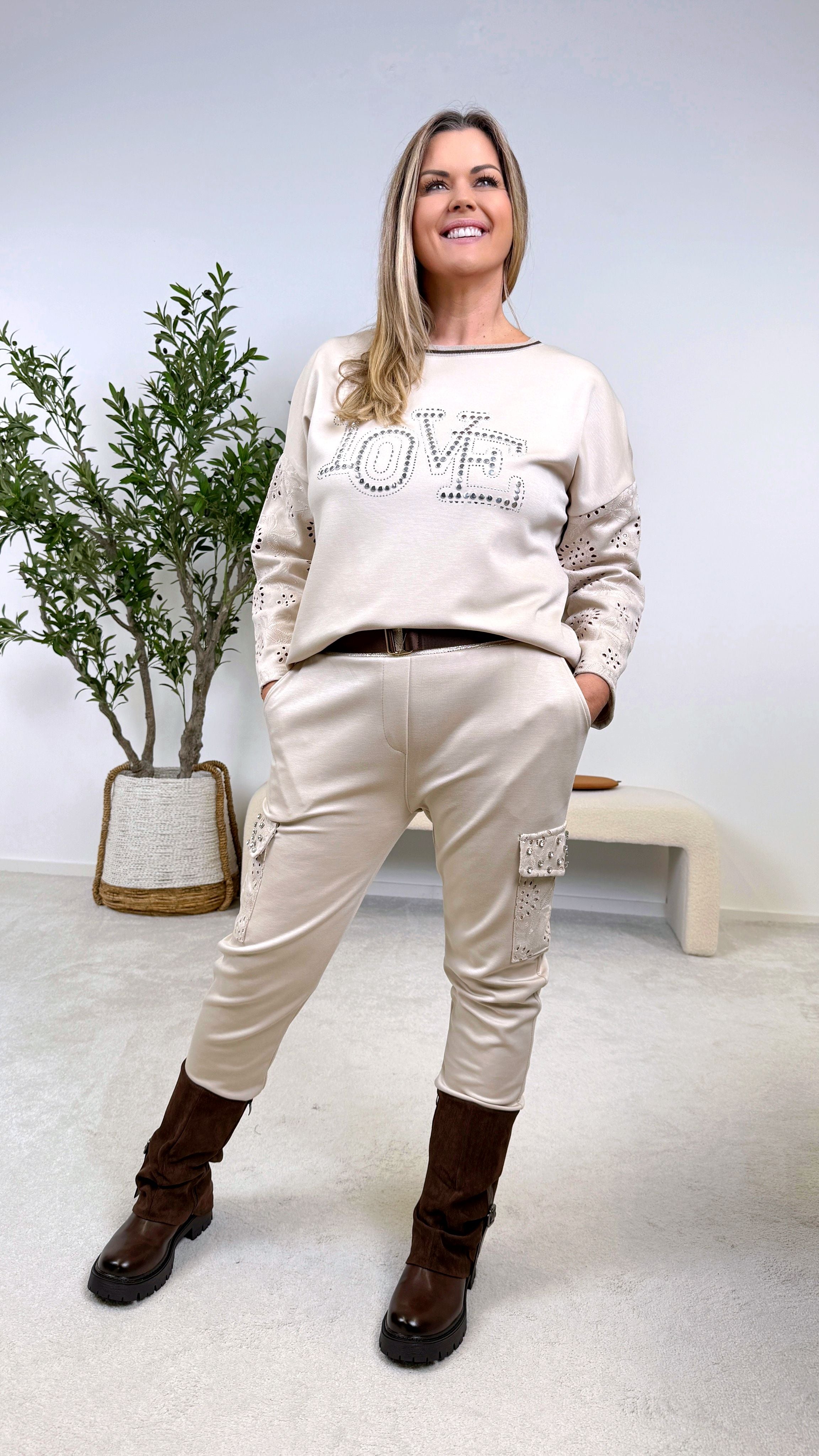 Cargo Hose Dreamy Details