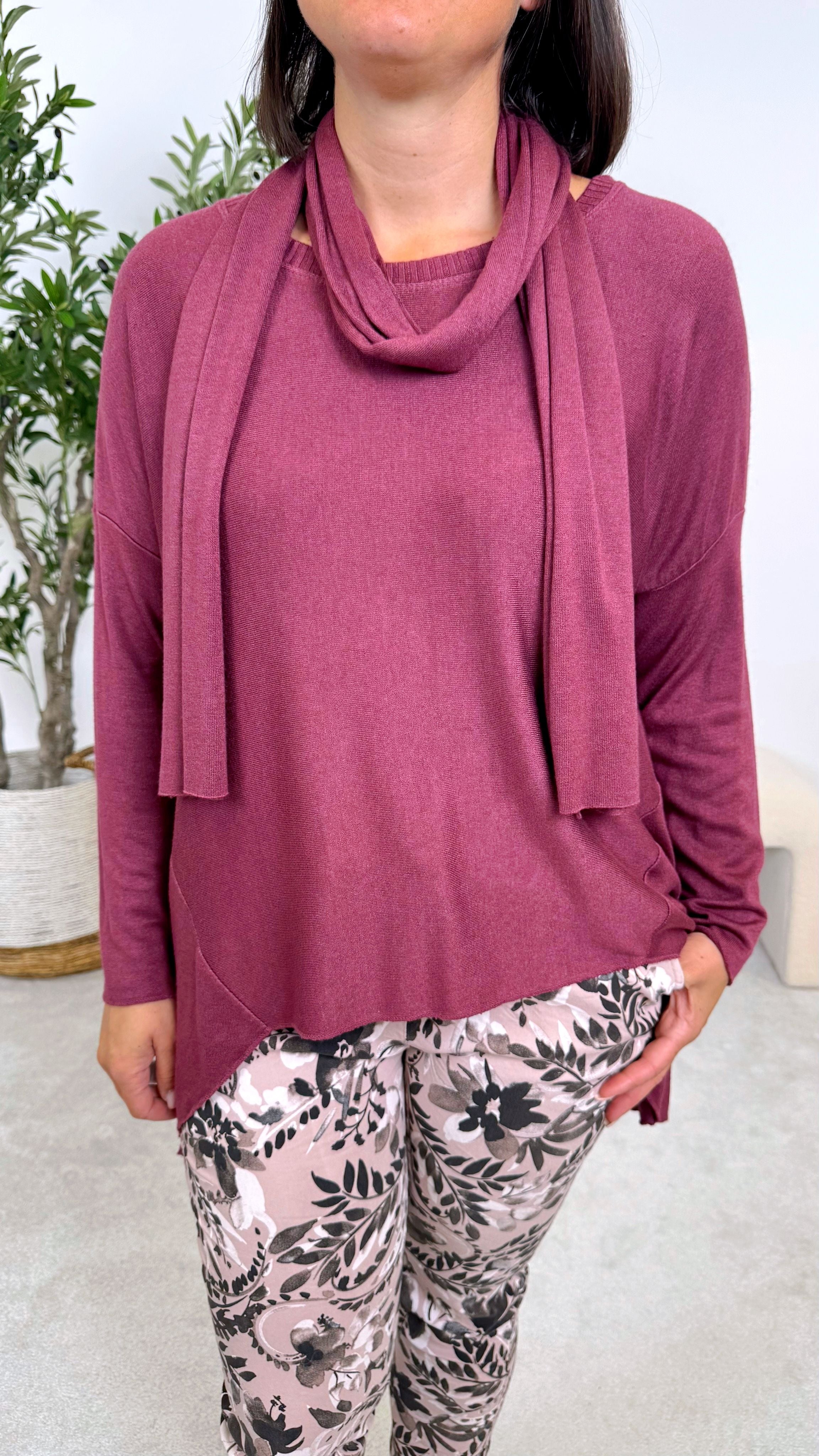 Langarmshirt Classic with Scarf (7 Farben)