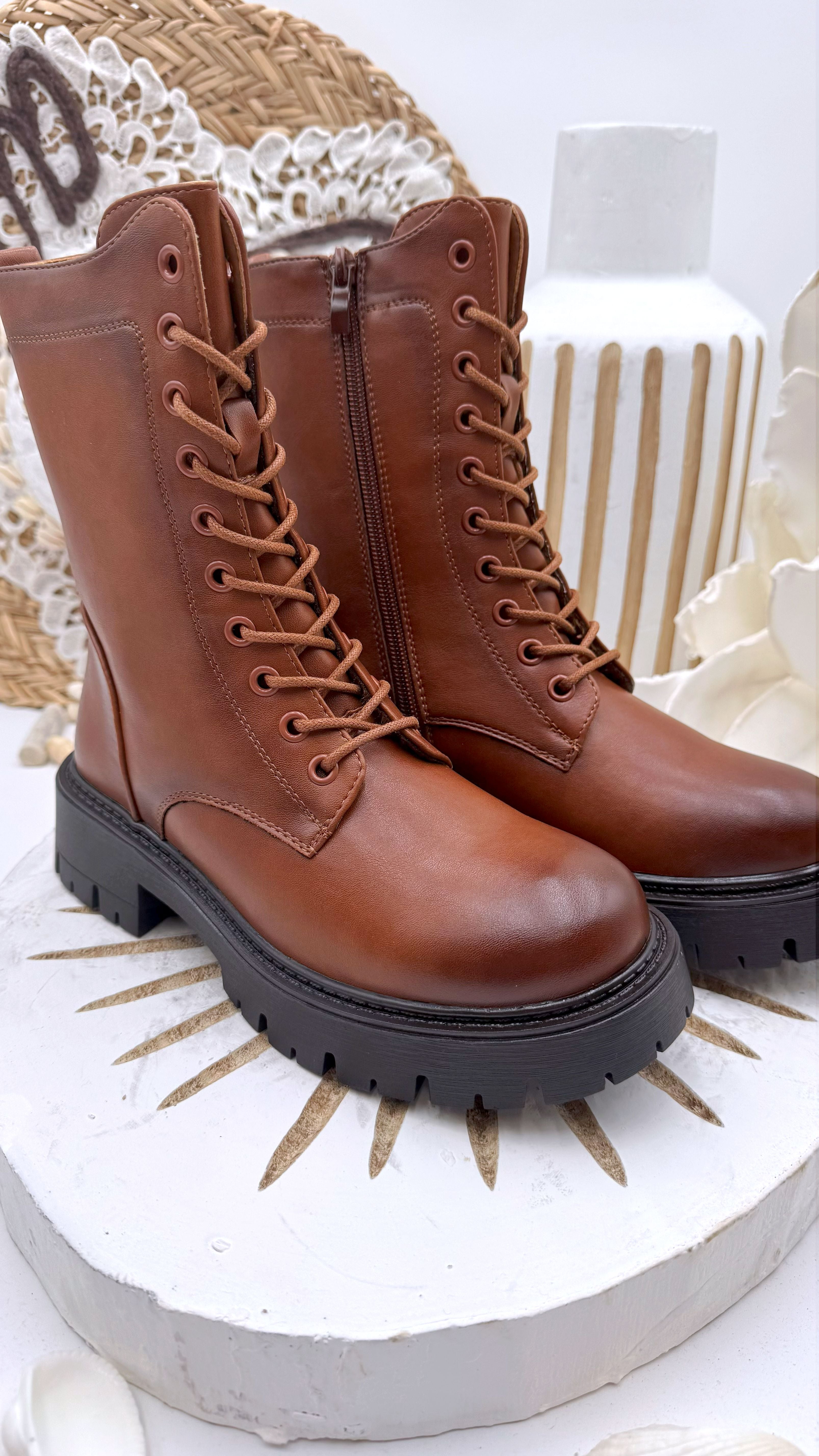 Boots Bold Walk *Camel* - Power of Princess