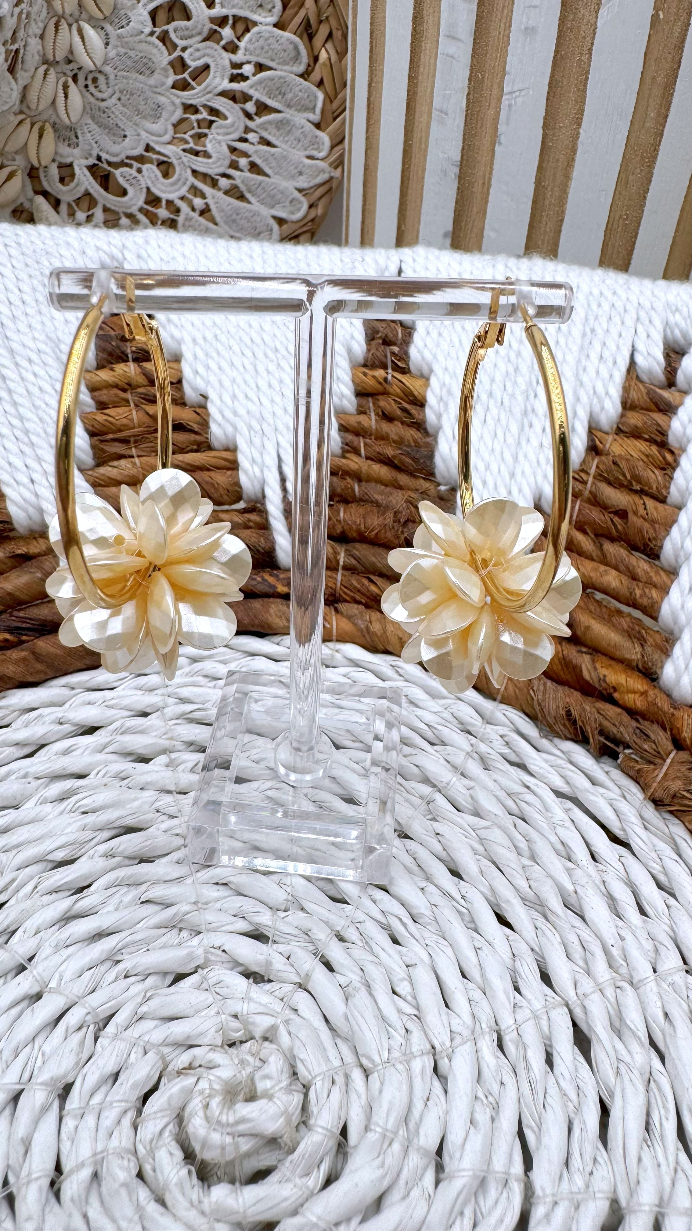 Ohrringe Golden Camellia - Power of Princess