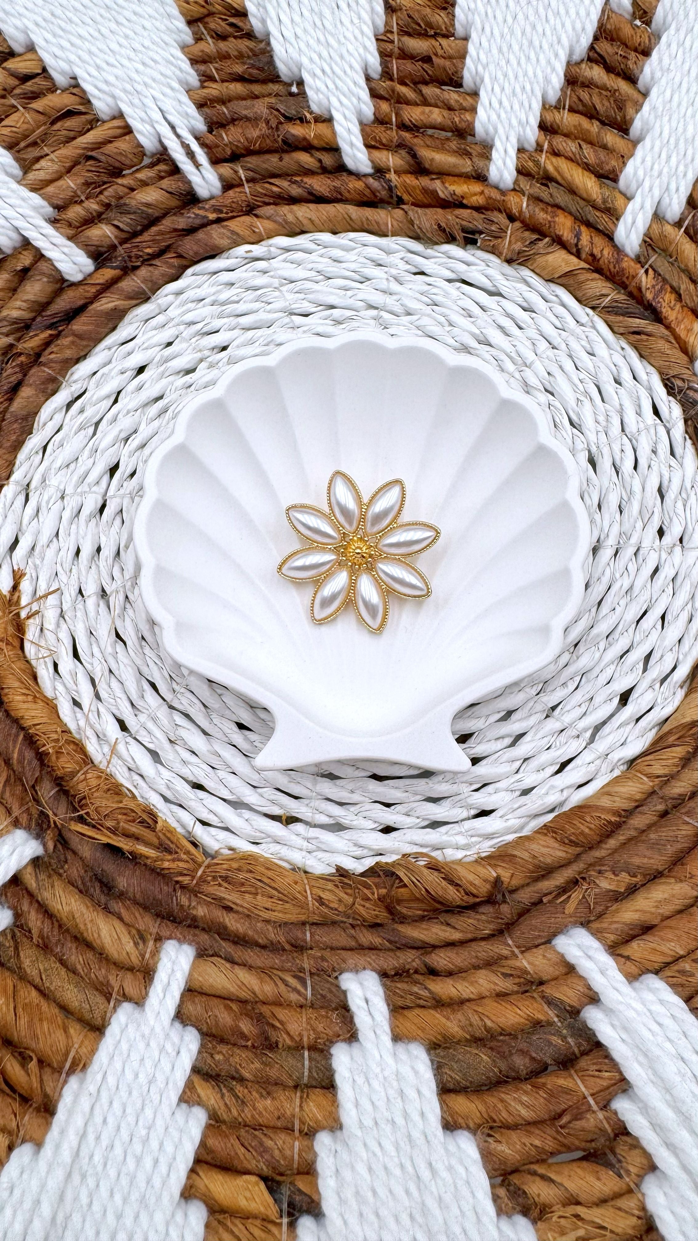 Brosche Perlmutt Bloom