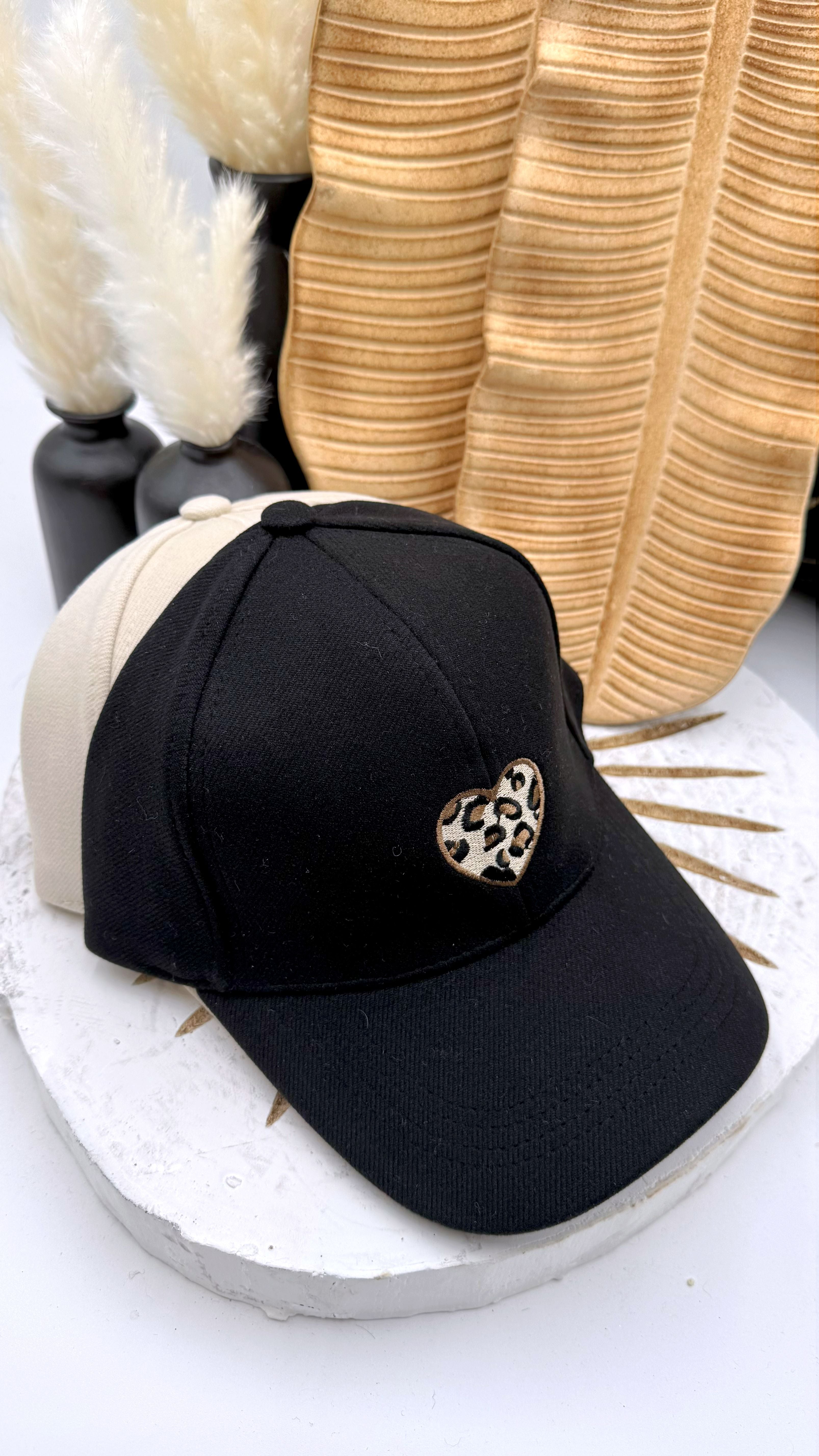 Kappe Leo Heart (4 Farben)