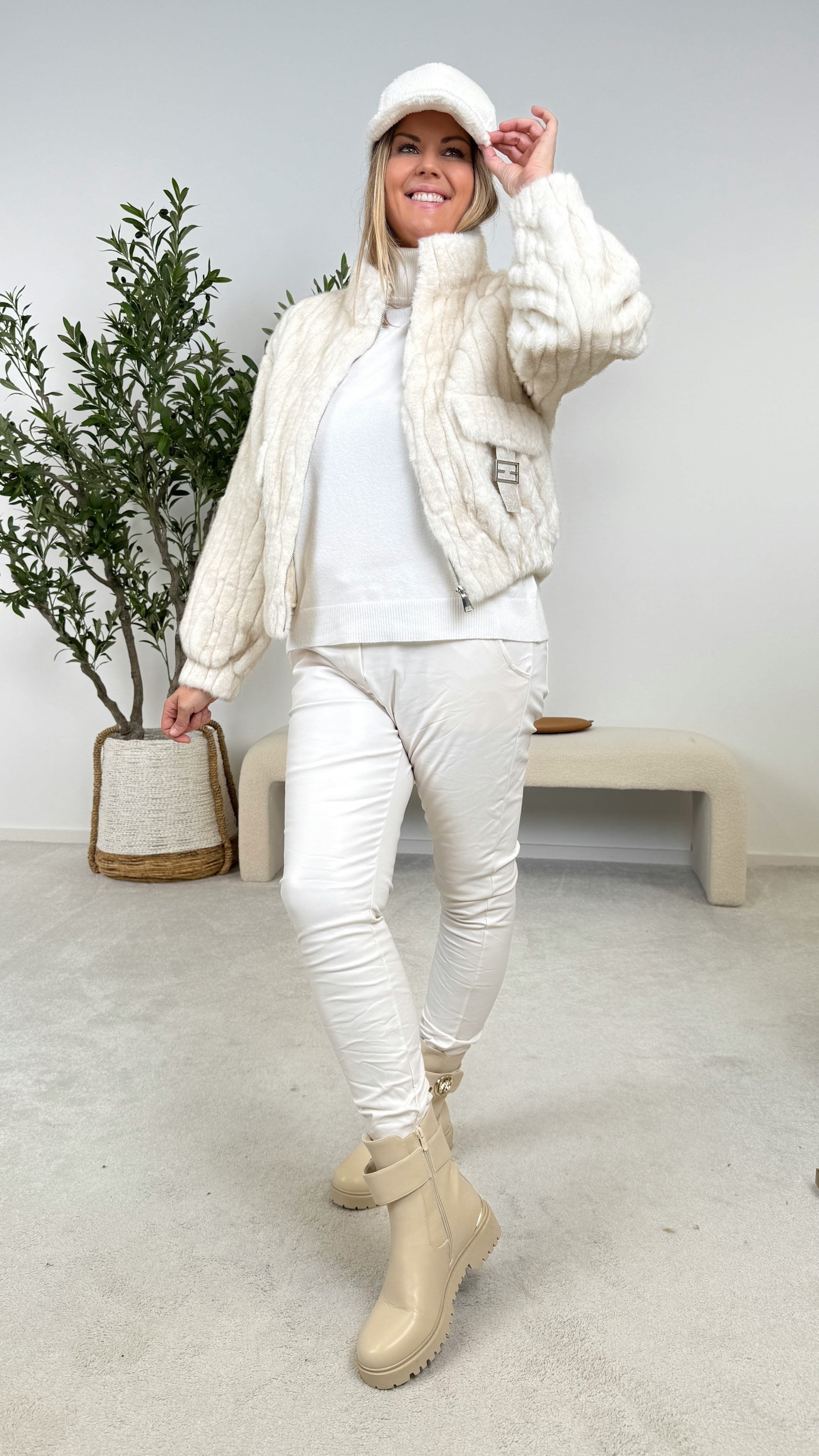 Kurze Jacke Auric Fur (3 Farben)