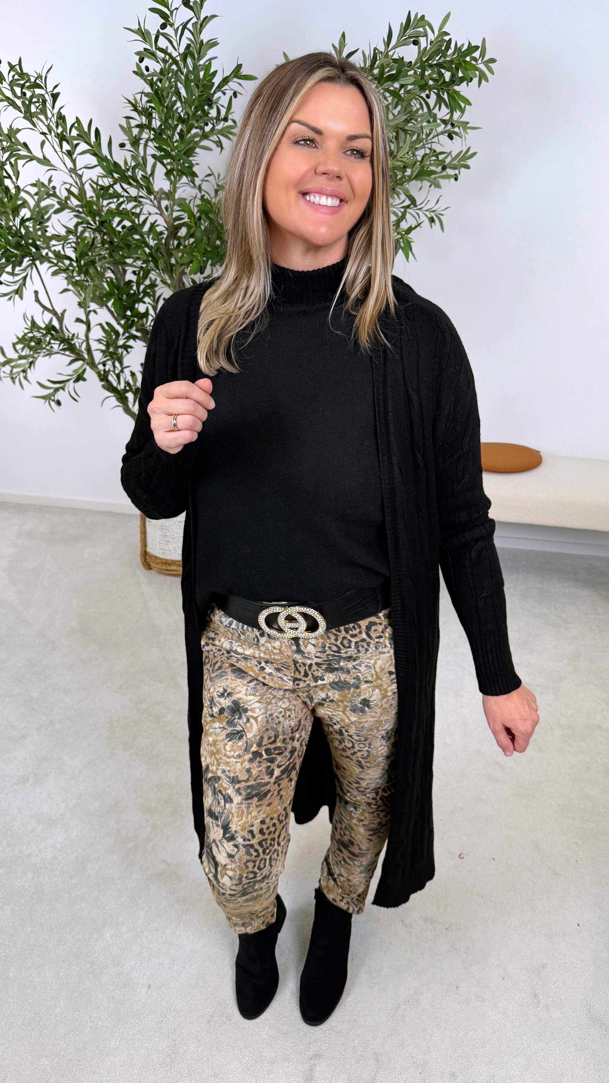 Strickjacke Woolen Grace (3 Farben)