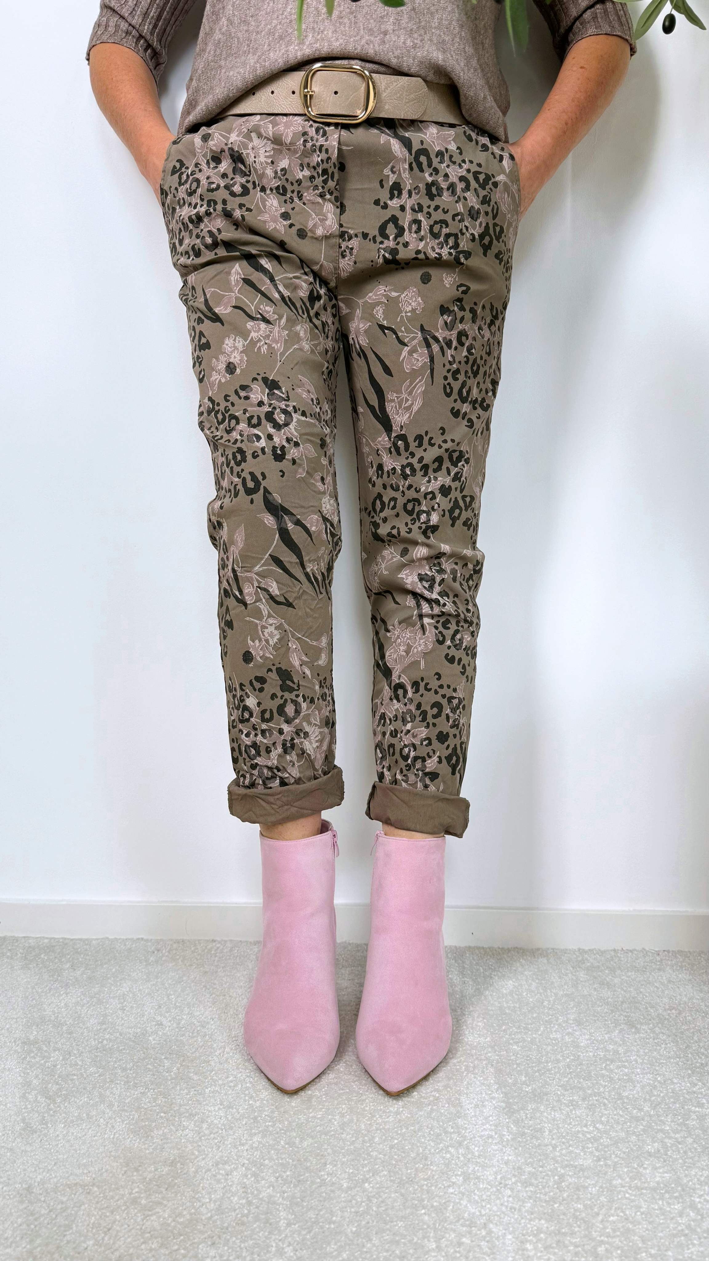 Jogpants Exotic Flower (7 Farben)