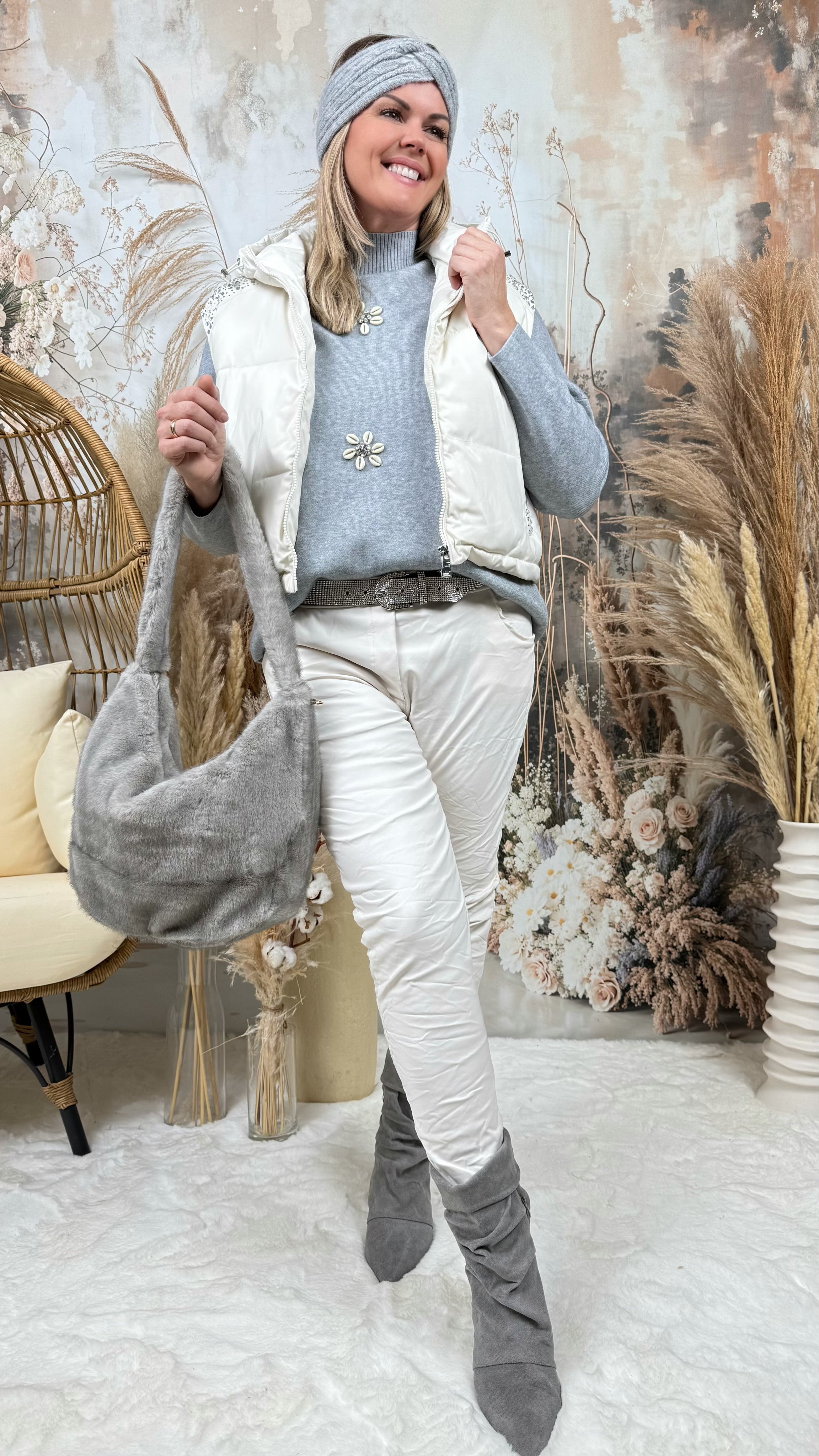 Kurze Weste Isara (2 Farben)