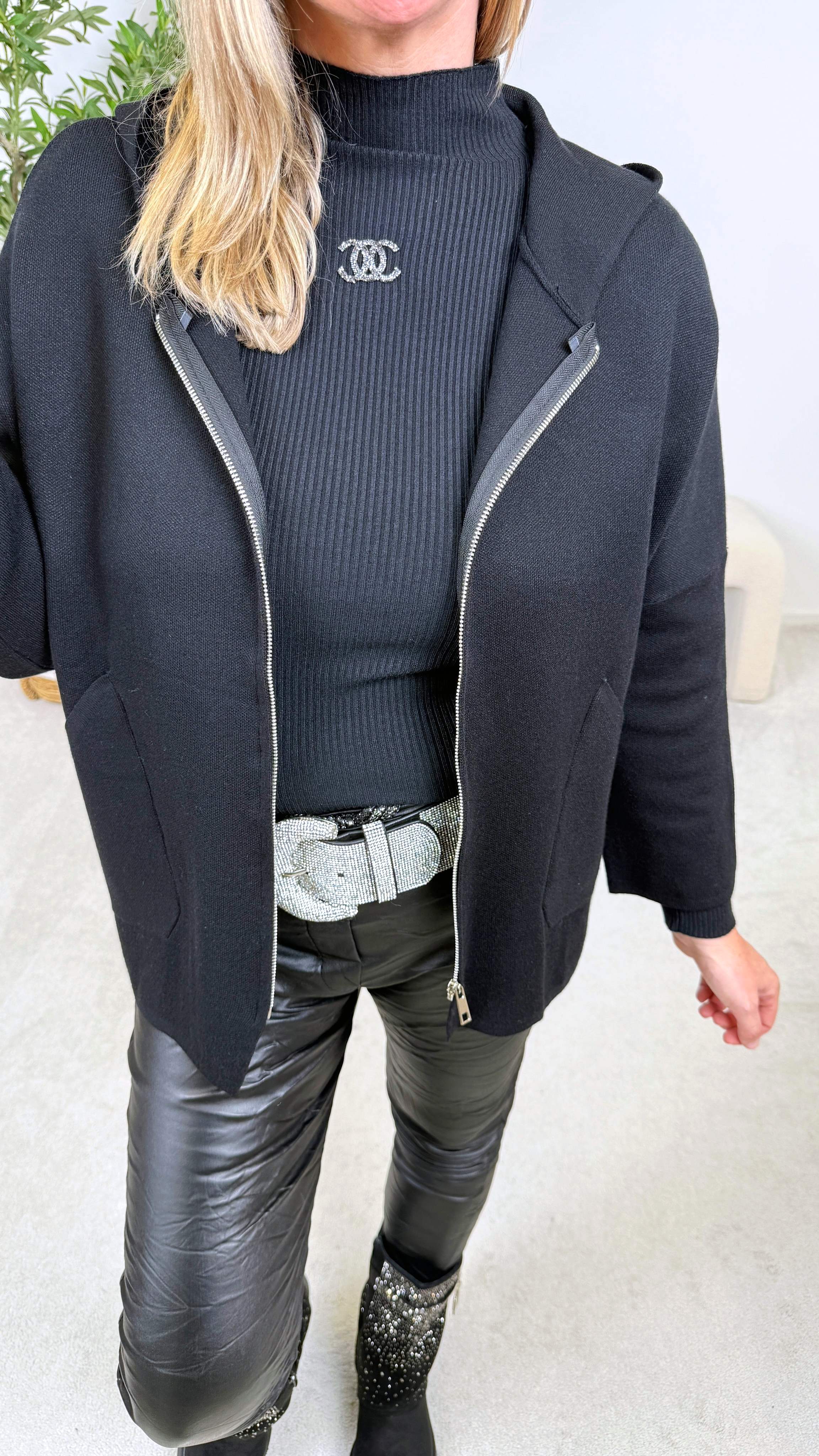 Strickjacke Chill Princess *Schwarz*