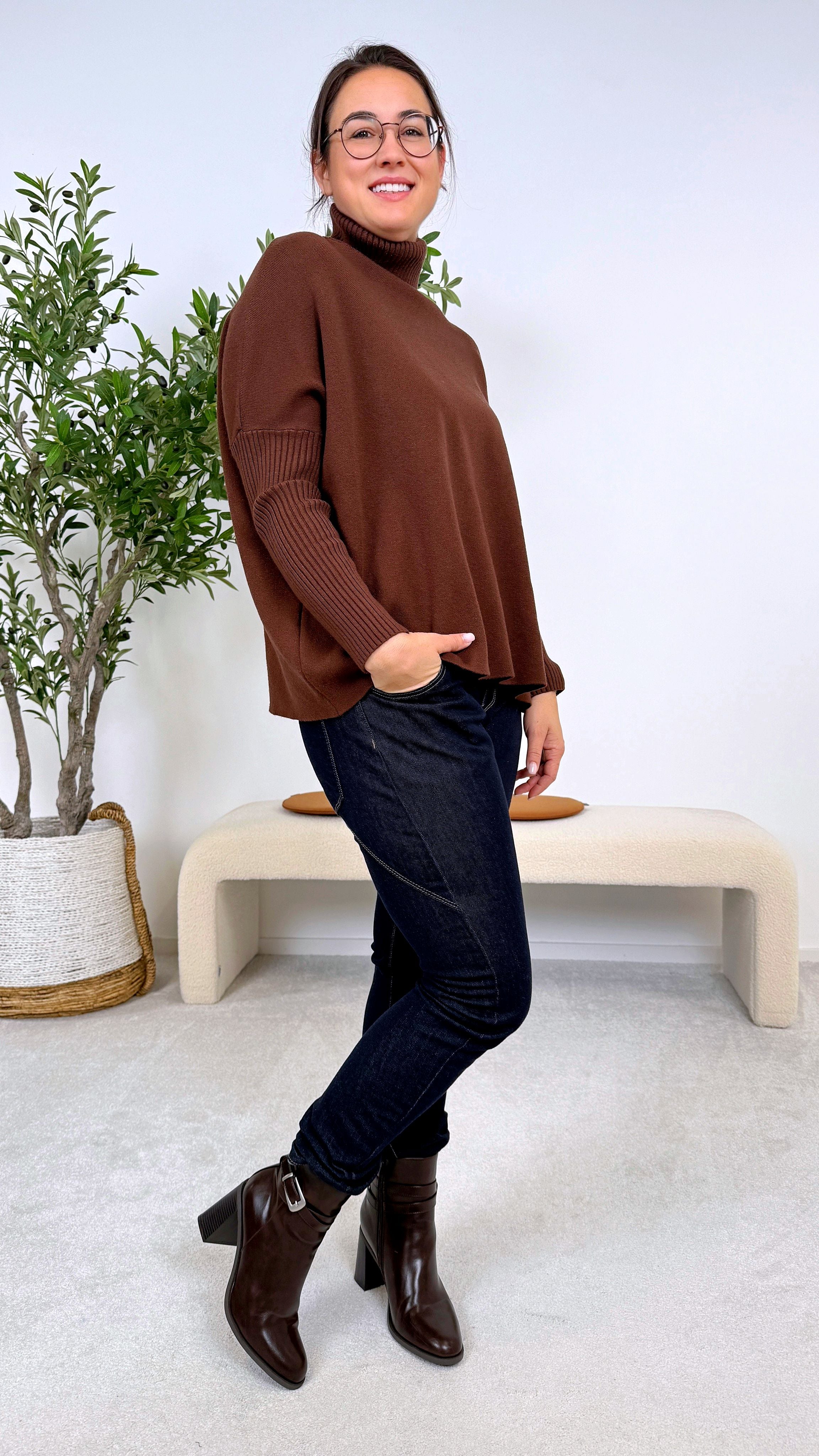 Rollkragenpullover Power Roll *Schoko*