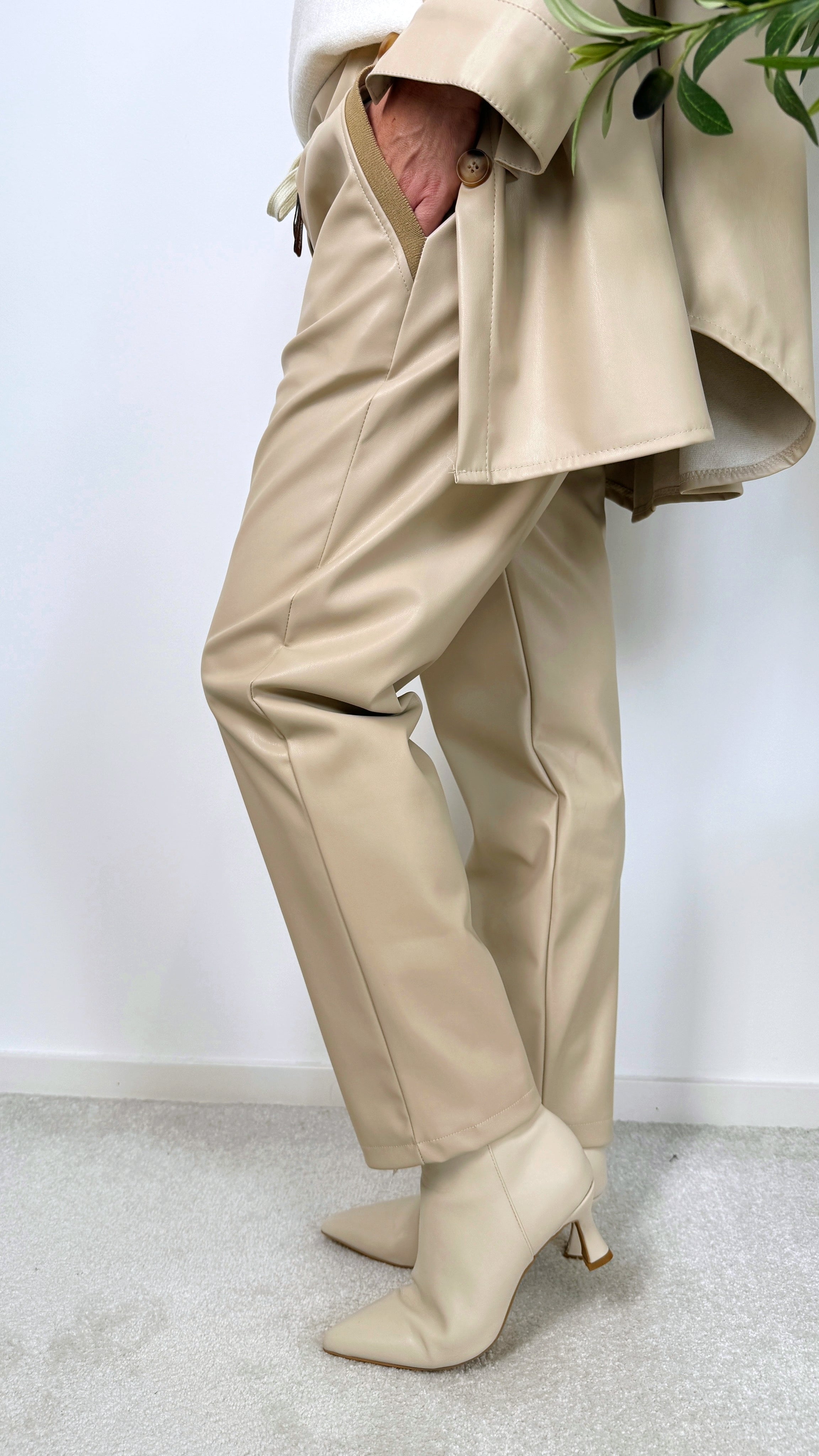 Hose Soft Rebel *Camel-Hell*