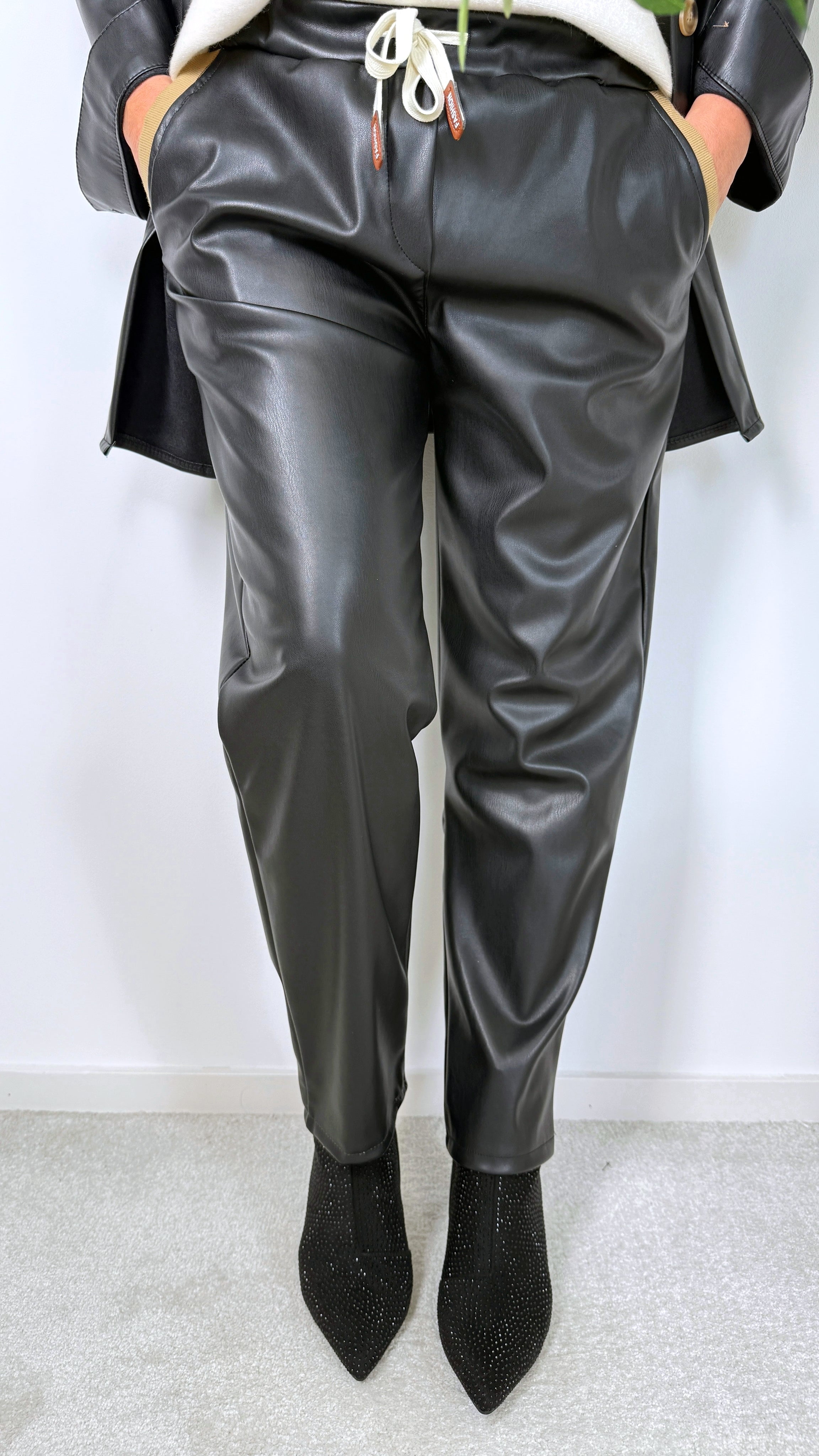 Hose Soft Rebel *Schwarz*