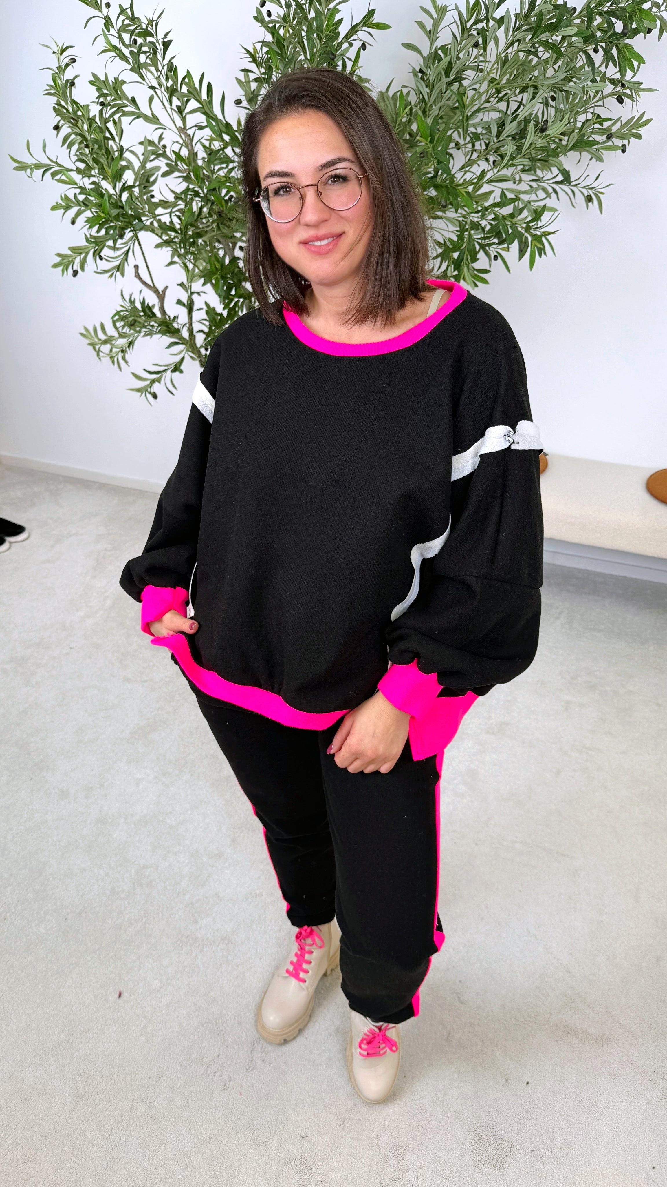 Sweatshirt Active Diva *Schwarz*