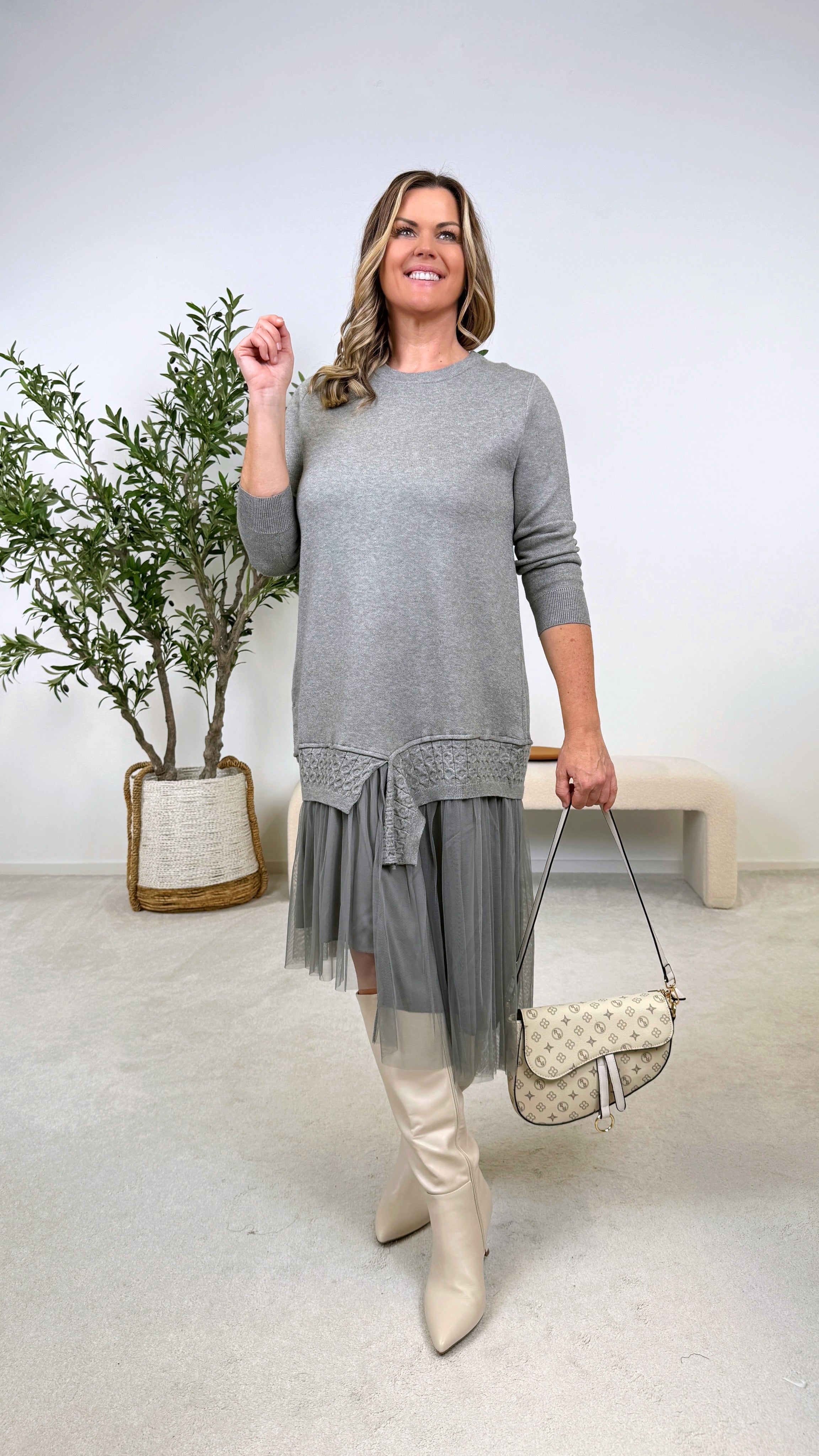 Kleid Tulle Whisper *Grau* US-3116