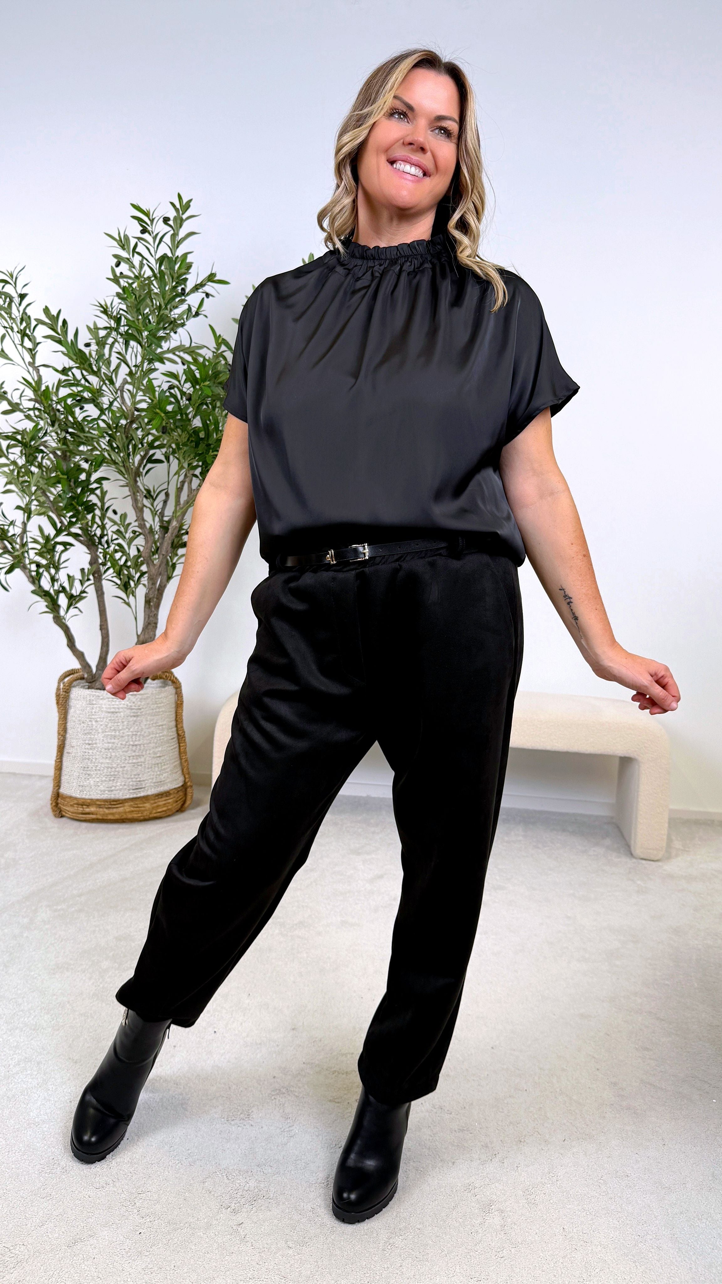 Hose Lara Ease *Schwarz*