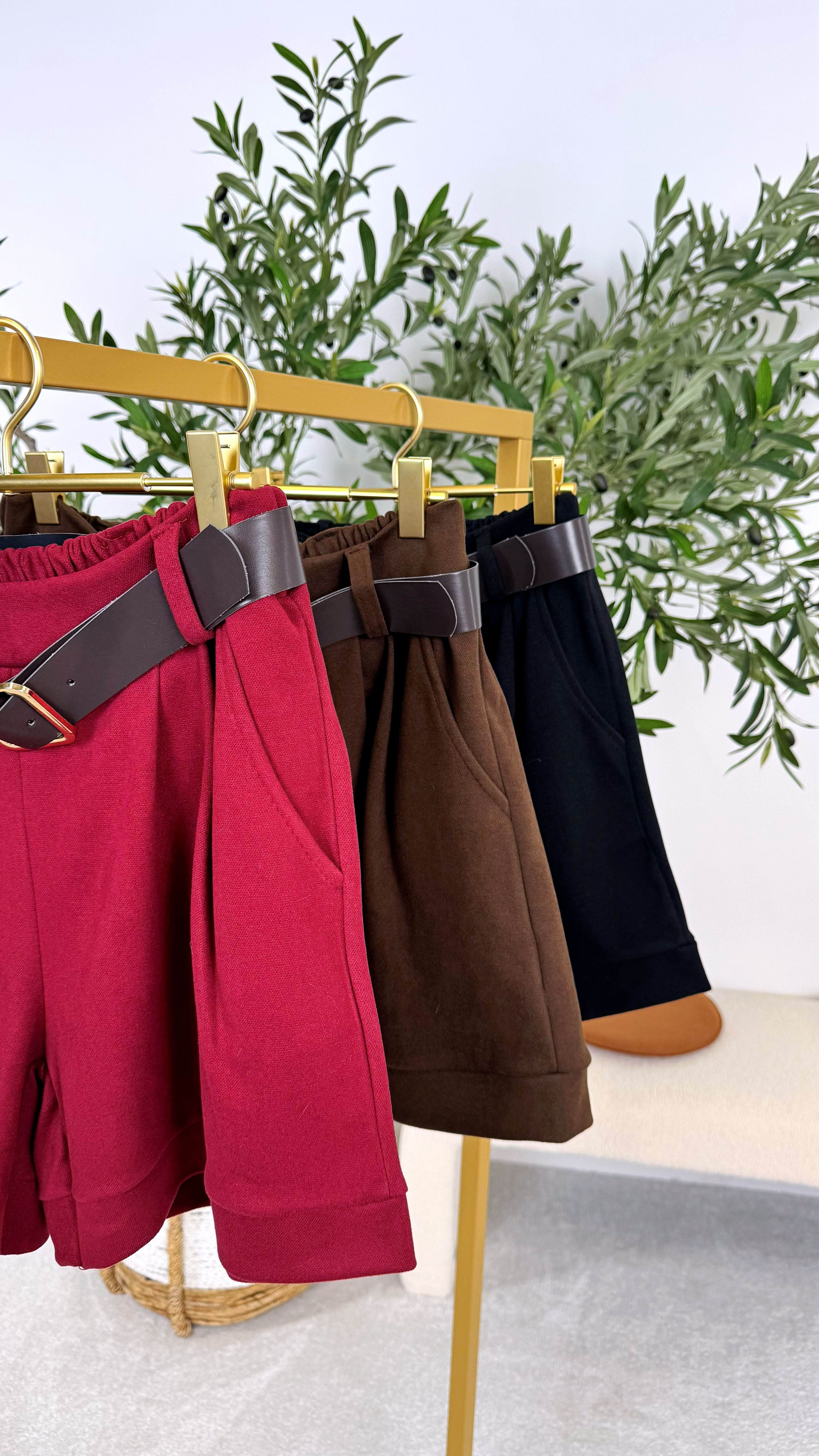 Kurze Hose Marrona (5 Farben)