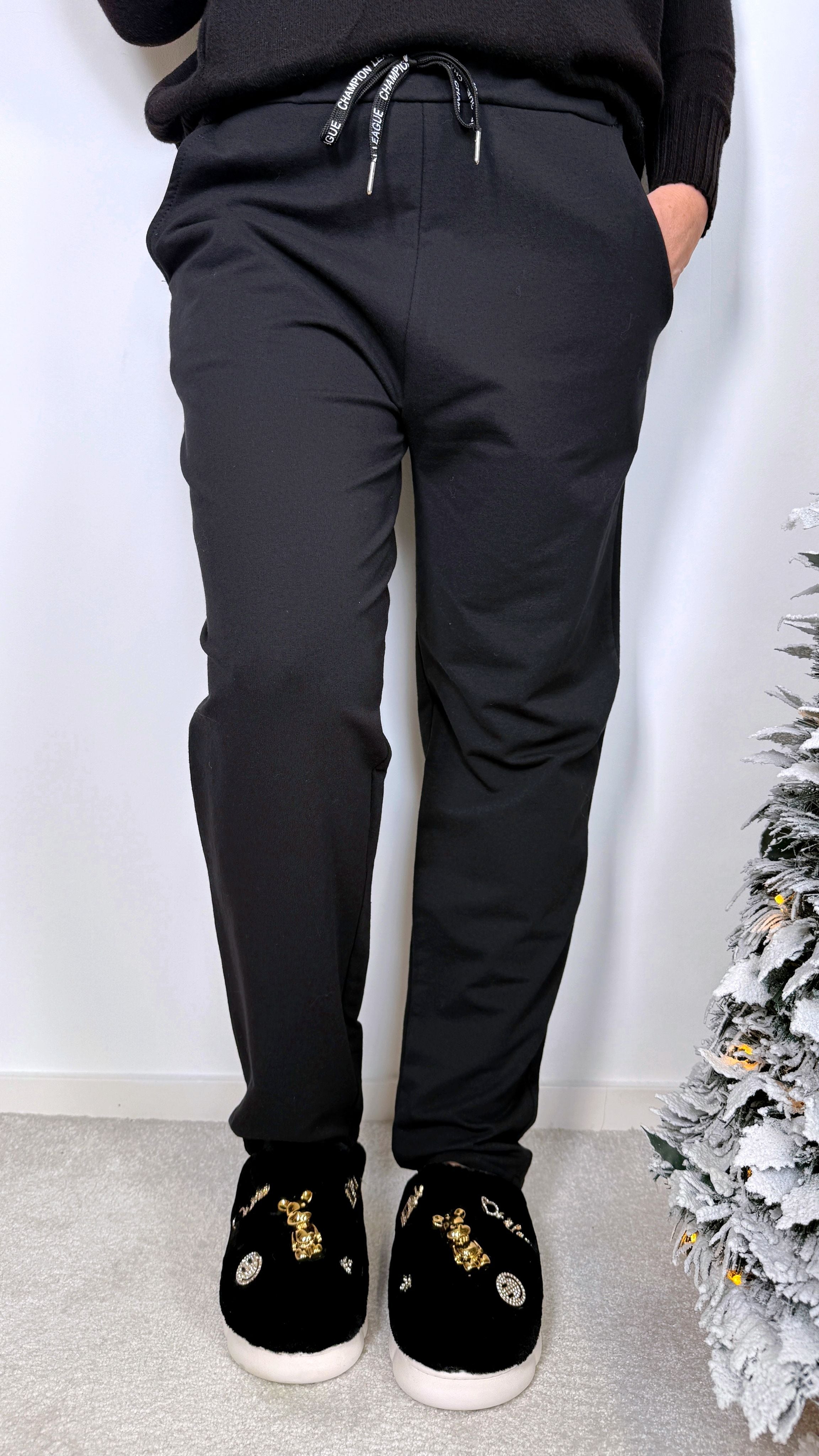 Sweathose Serenity Lounge *Schwarz*