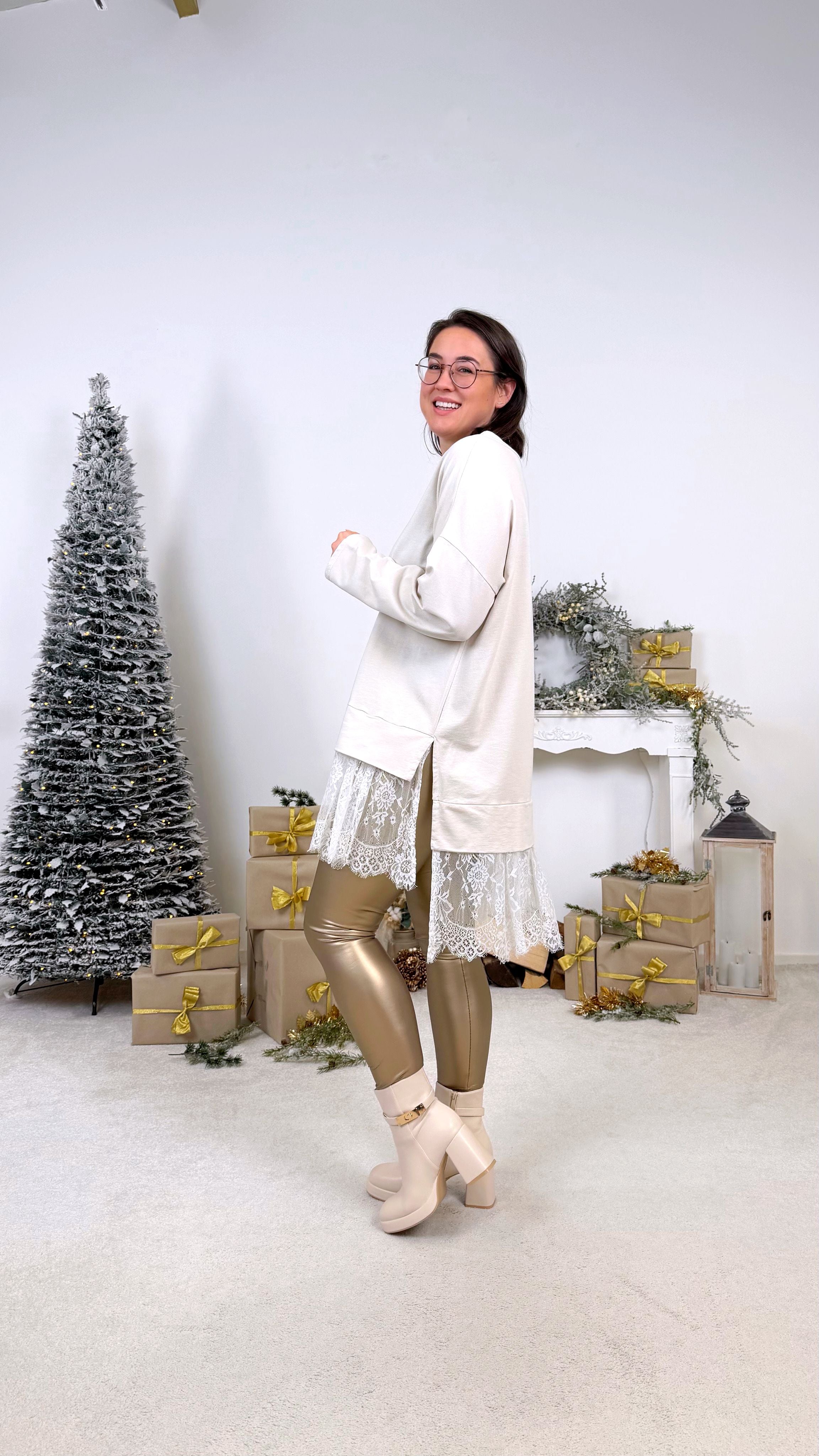 Longshirt Lace Beauty *Creme*