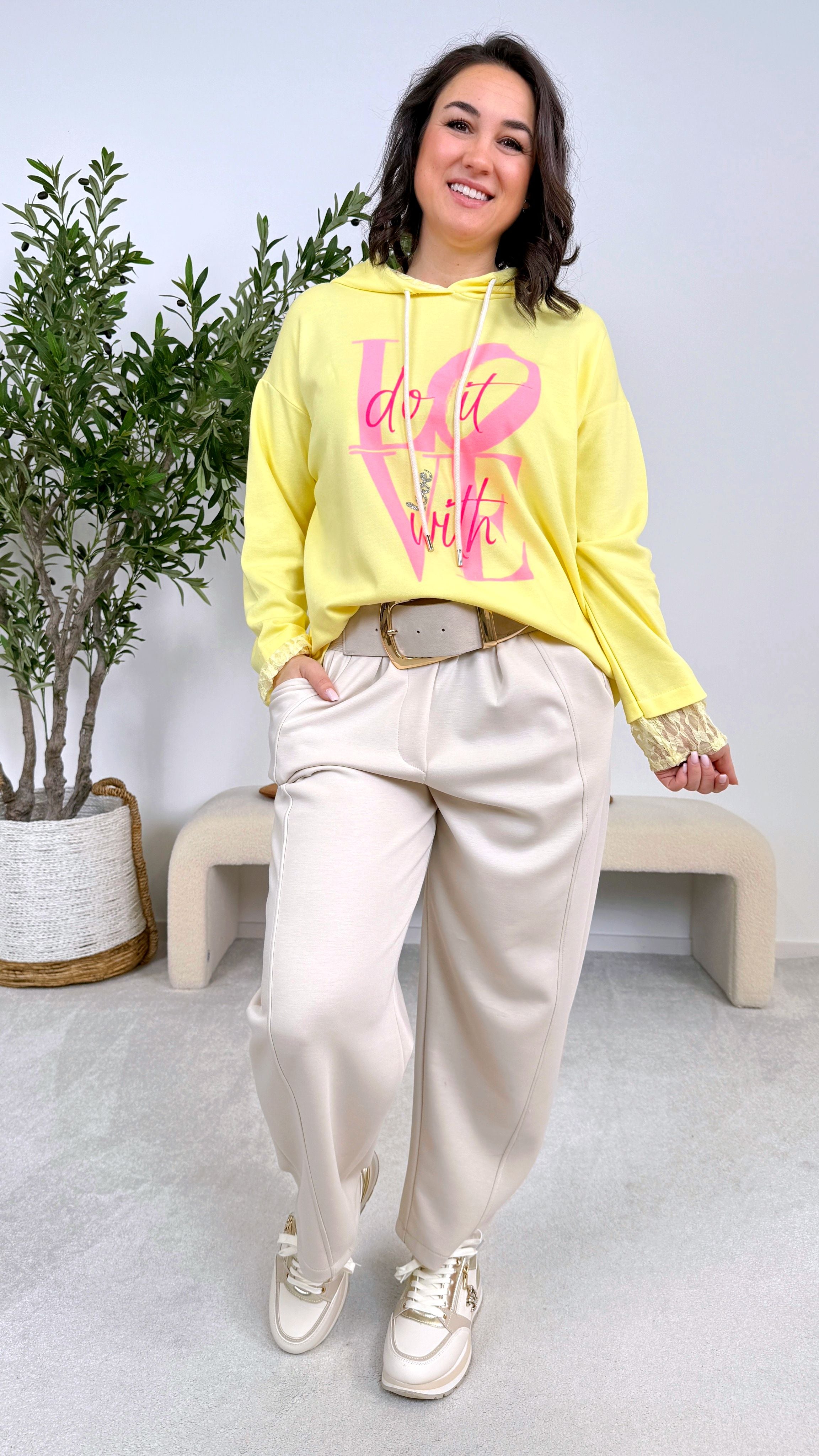 Hoodie Do It With Love *Gelb*