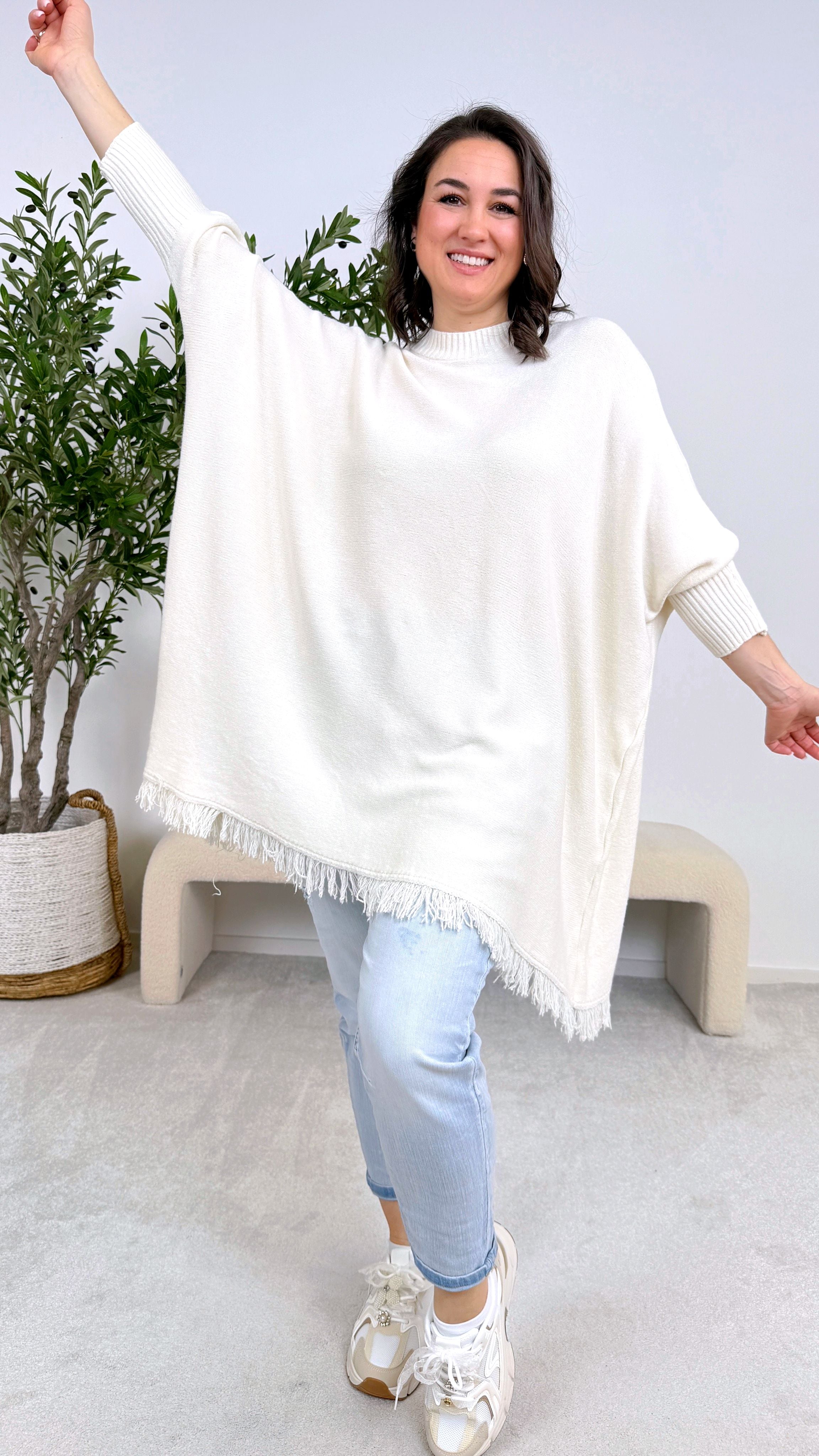 Strickkleid Spingfringe *Beige*