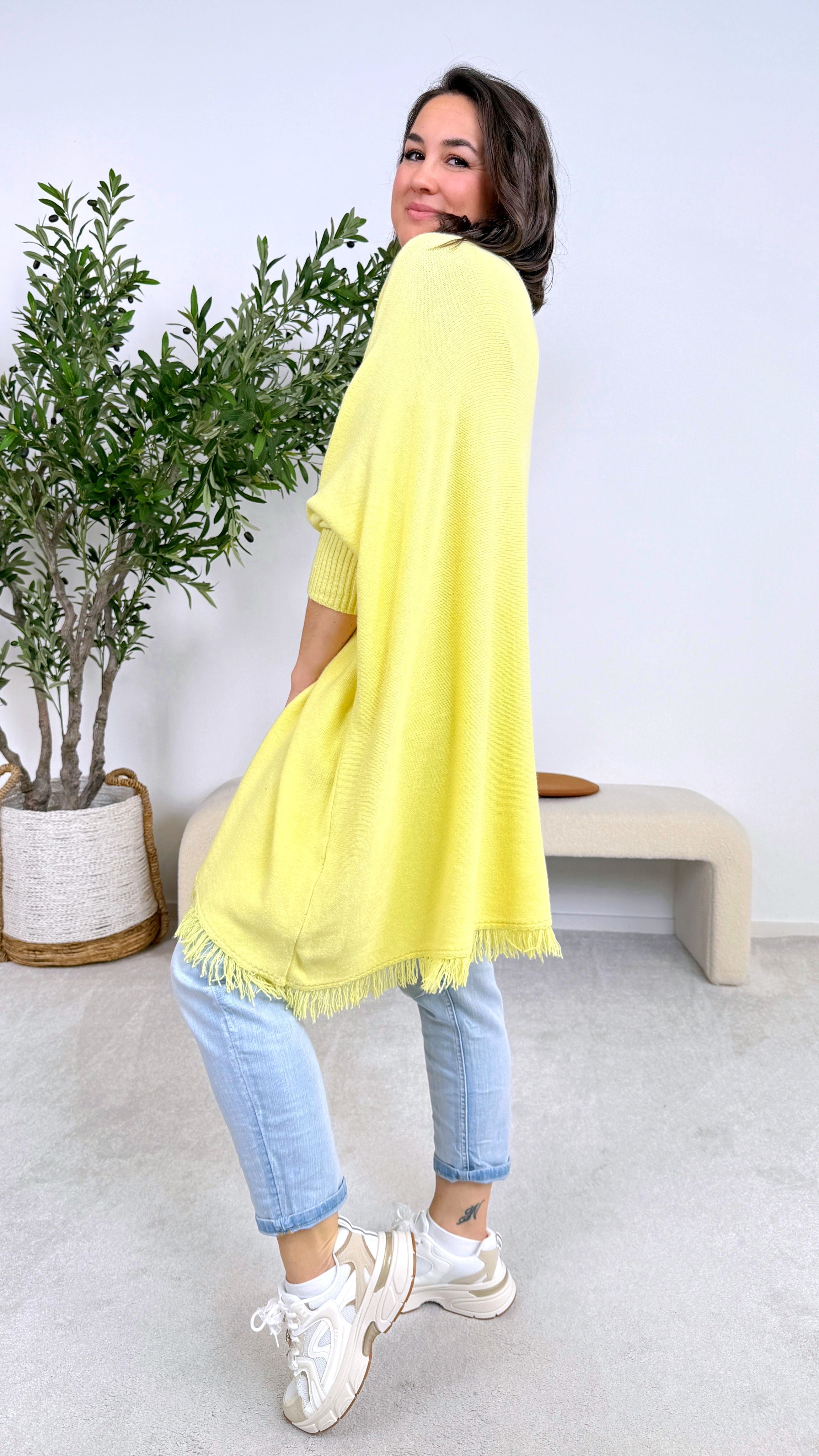 Strickkleid Spingfringe *Gelb*