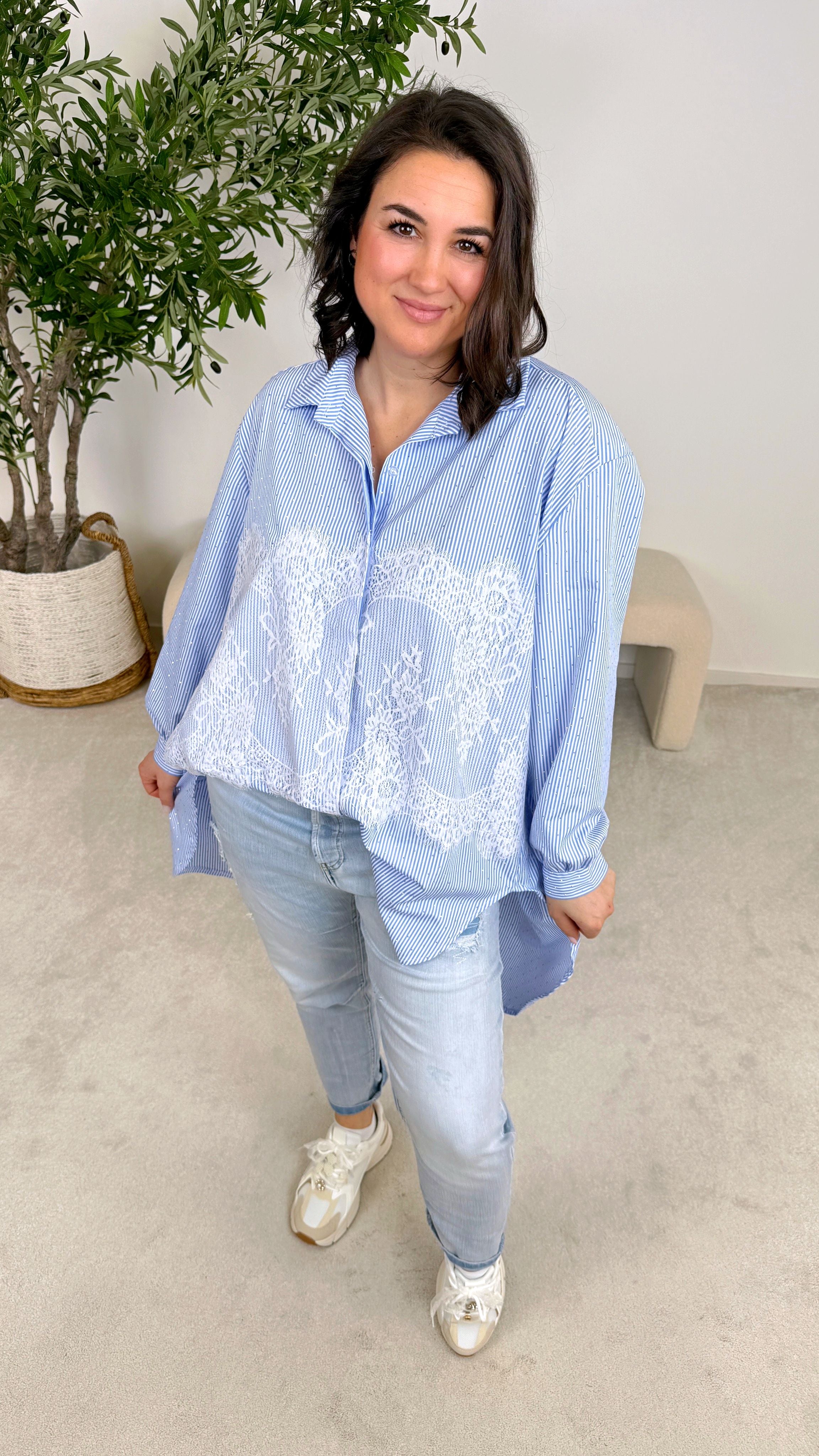 Bluse Lace & Glam *Blau*