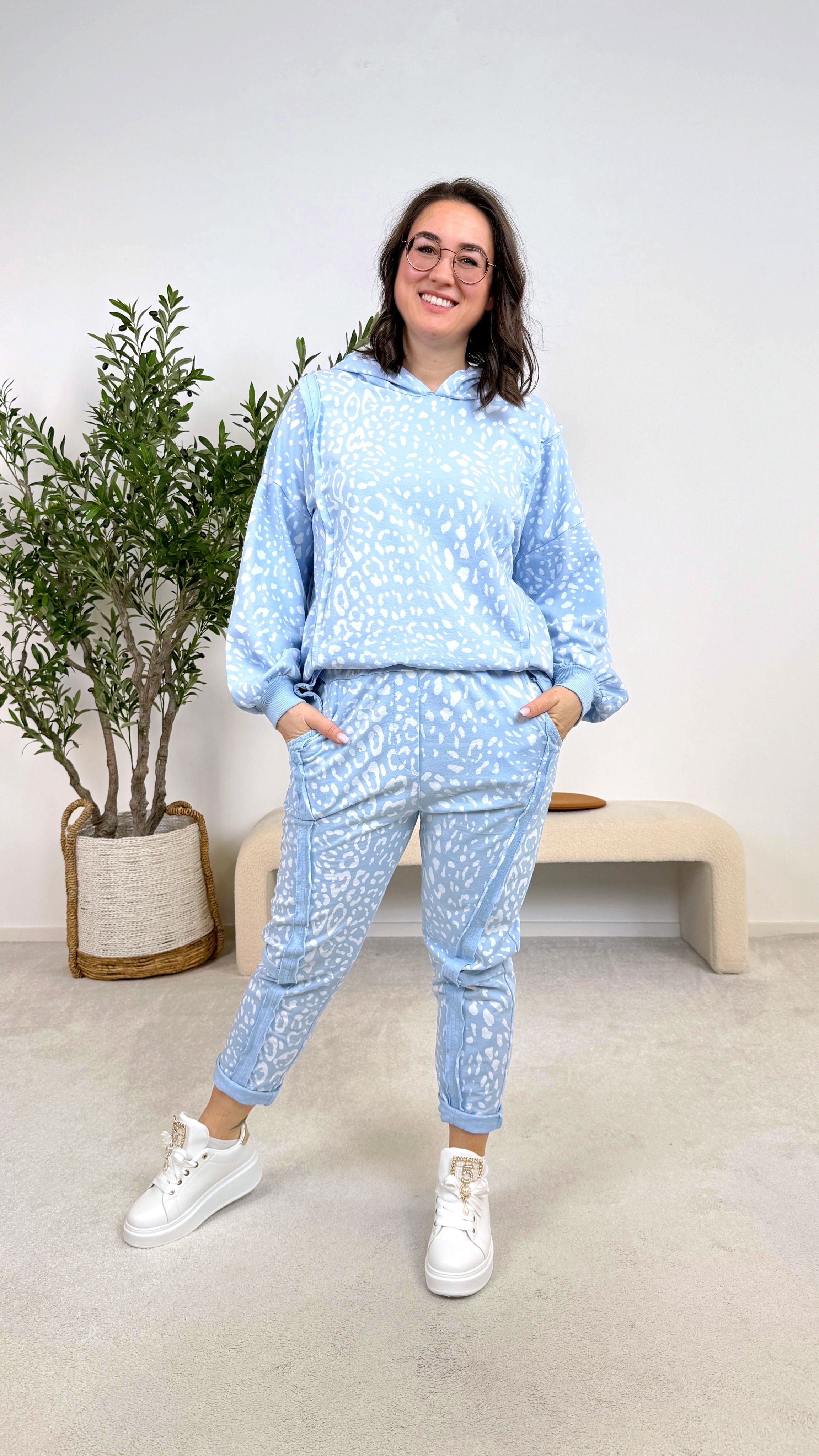 Hoodie Wild Lounge *Blau*