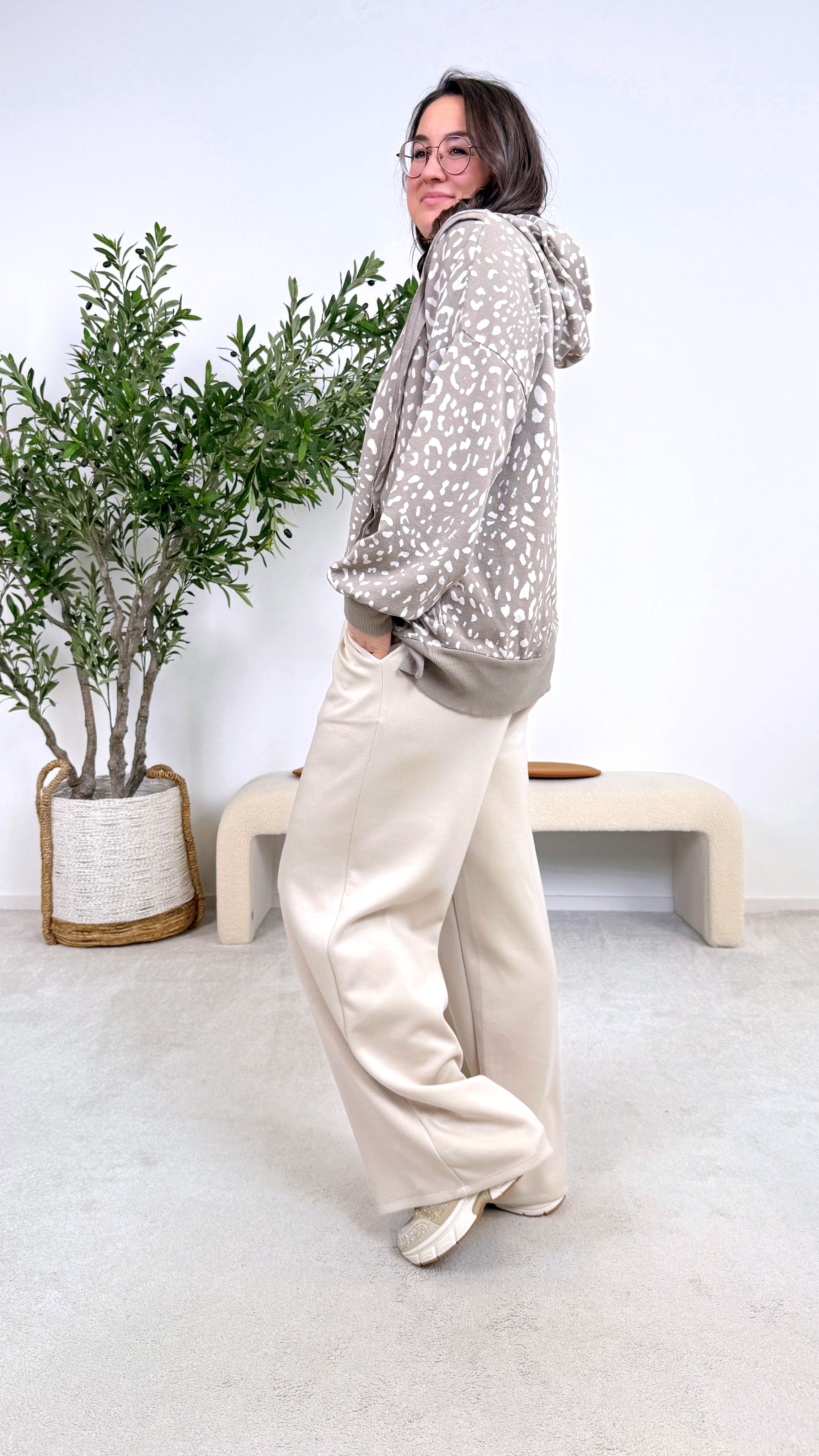 Hoodie Wild Lounge *Taupe*