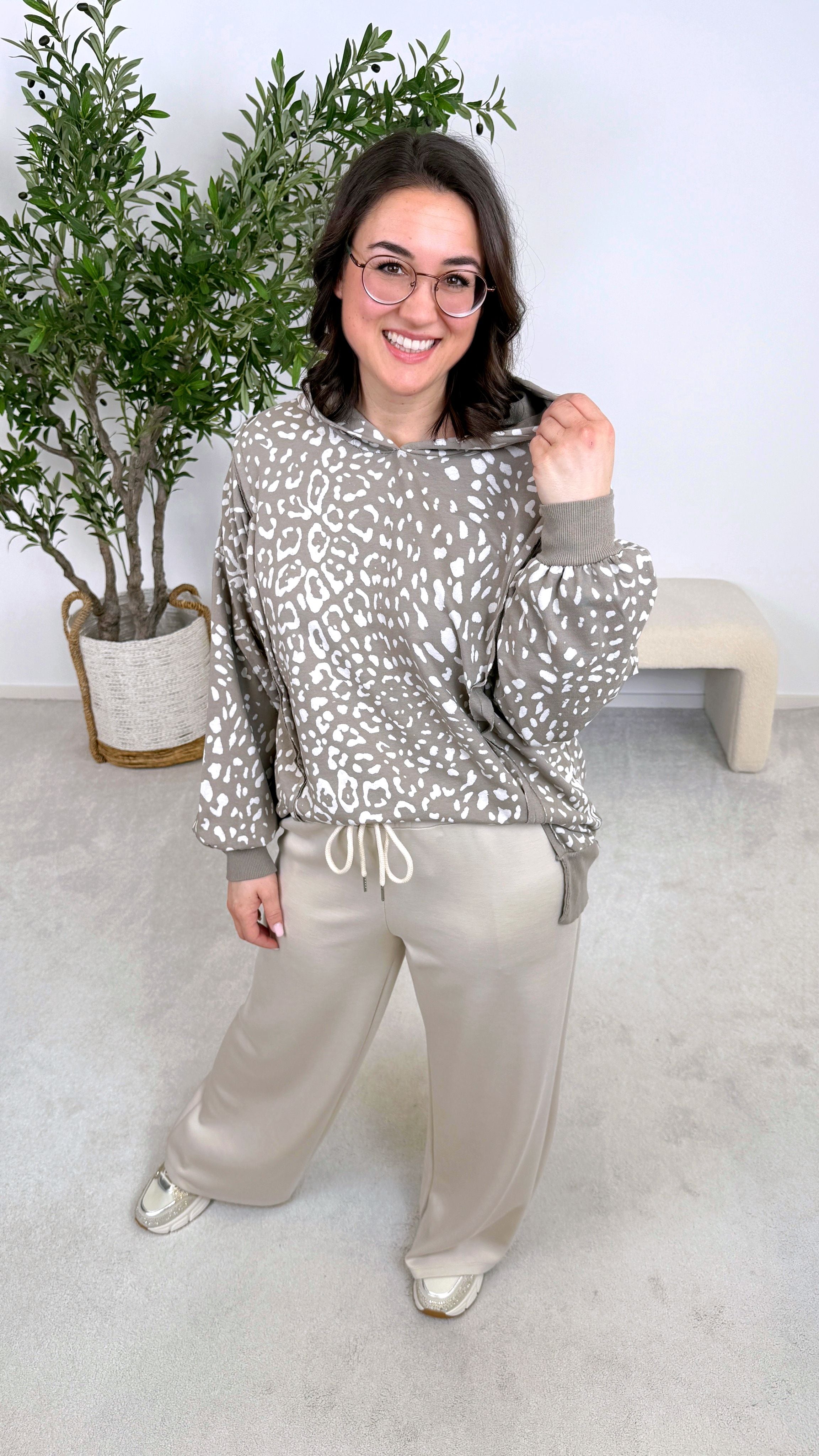 Hoodie Wild Lounge *Taupe*