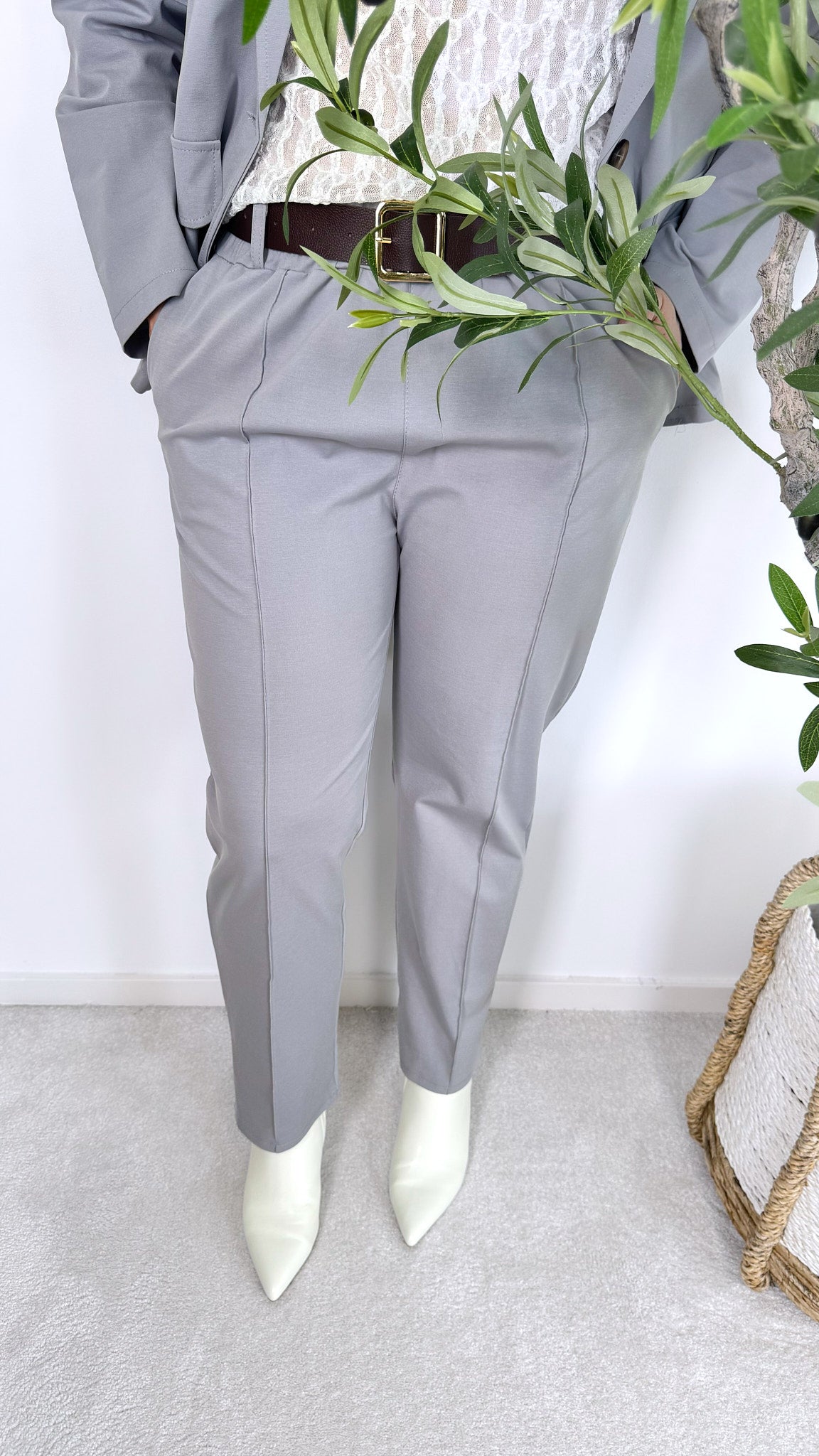 Hose Royal Power *Grau*