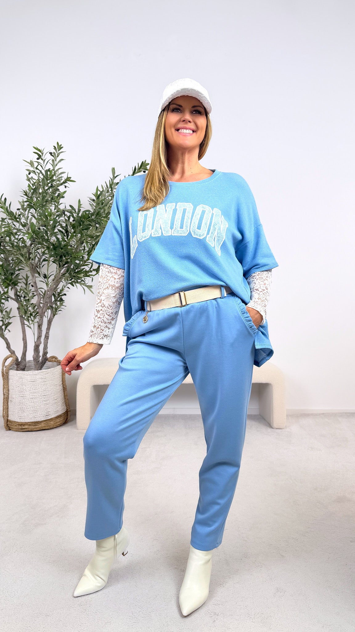 Pullover Metropolitan Lace *Blau*