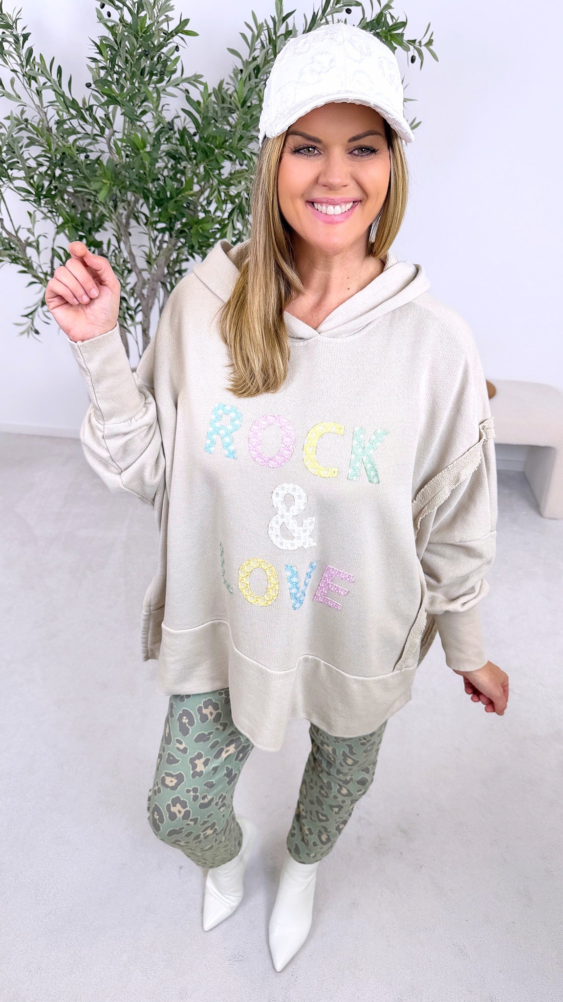 Hoodie Rock & Love *Beige*