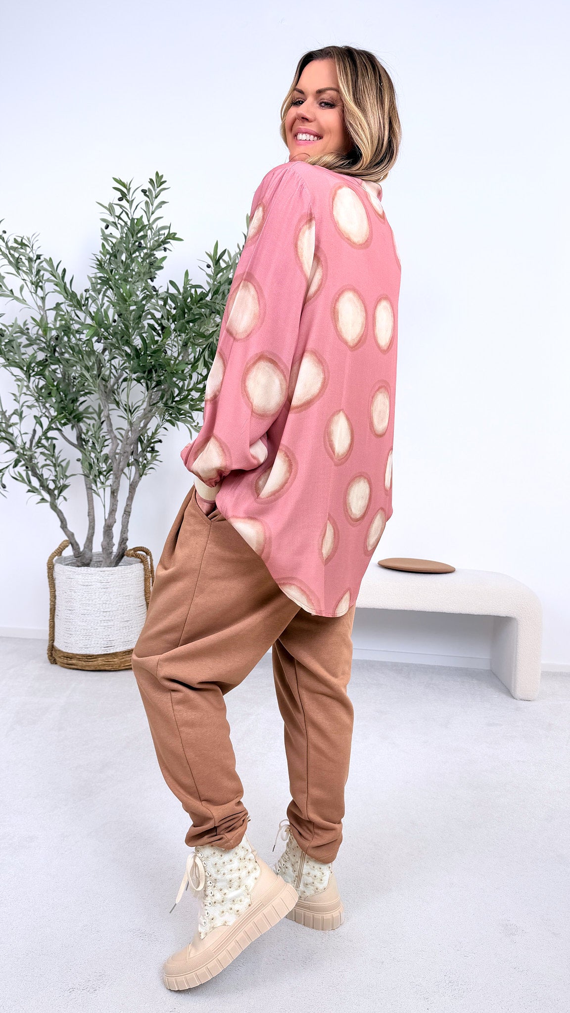 Sweathose Own Your Power *Camel*