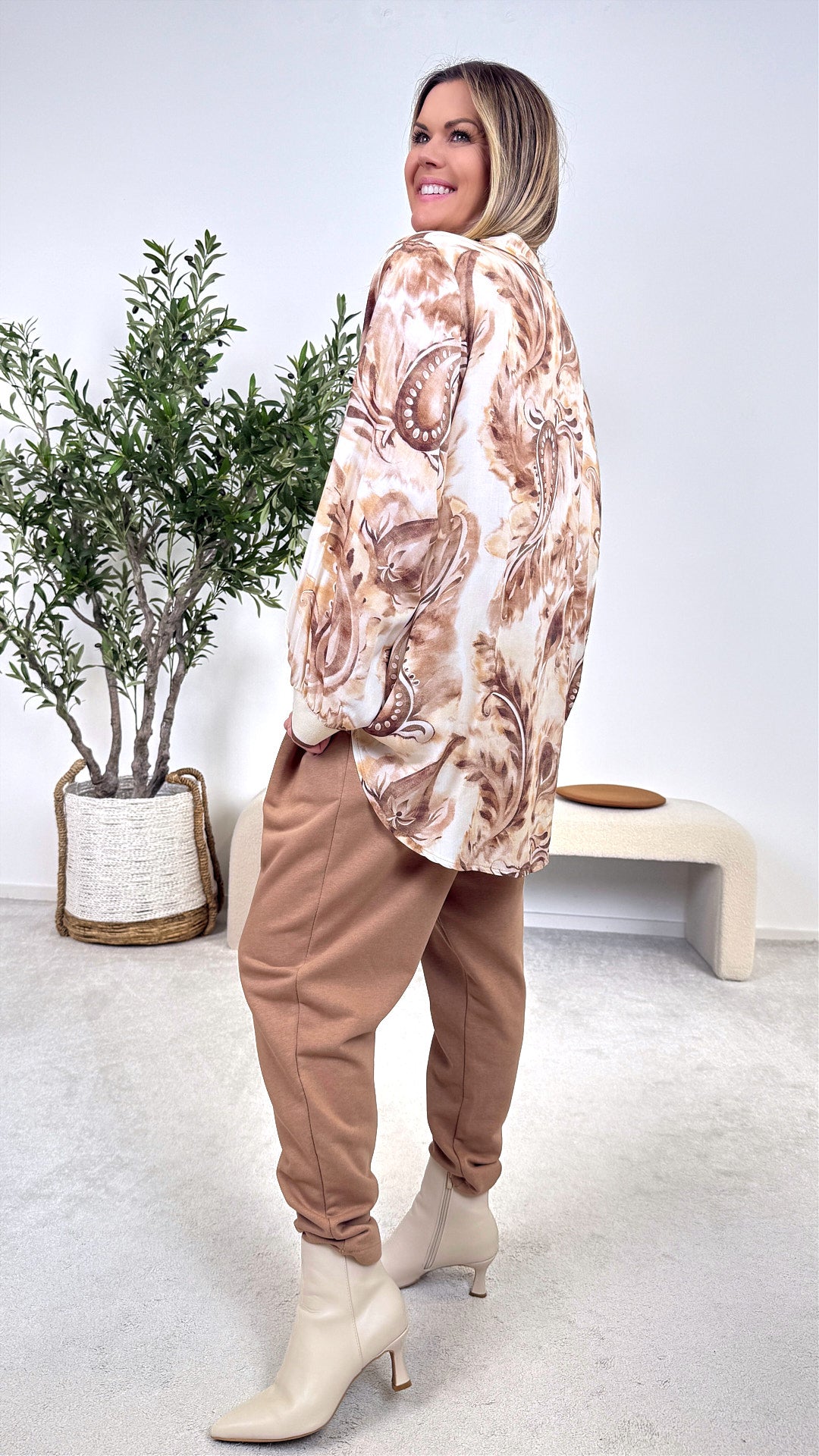 Blusenshirt Soft Ornament *Beige*