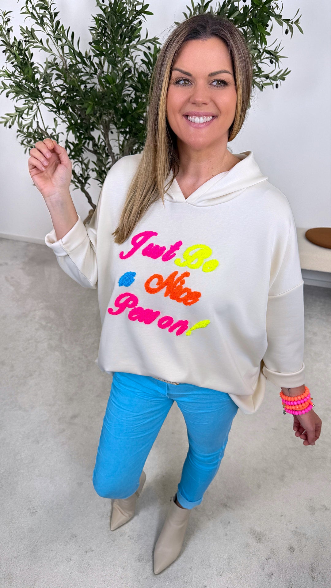 Hoodie Bold Soul *Creme*