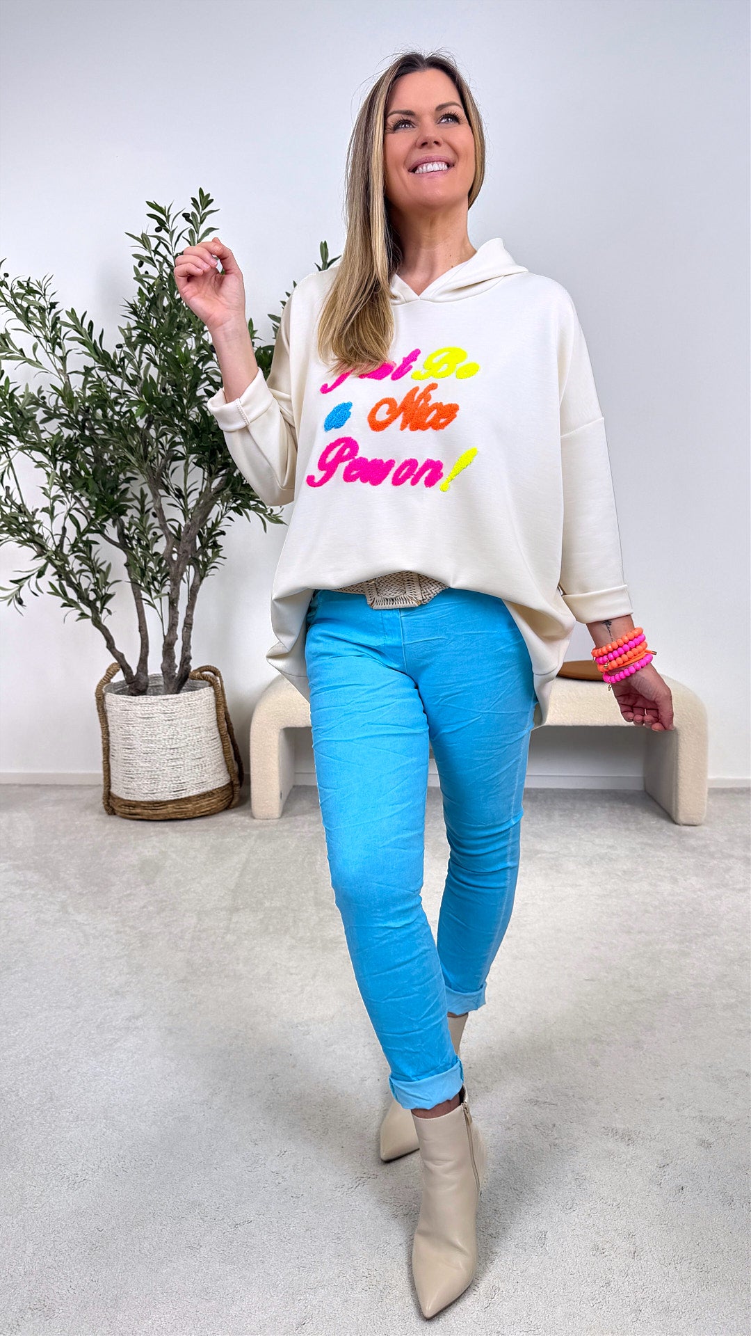 Hoodie Bold Soul *Creme*