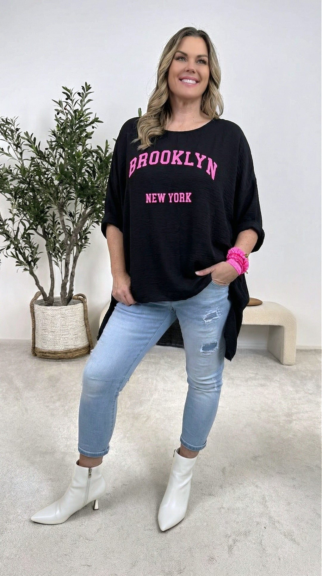 Blusenshirt Queen of the City *Schwarz*