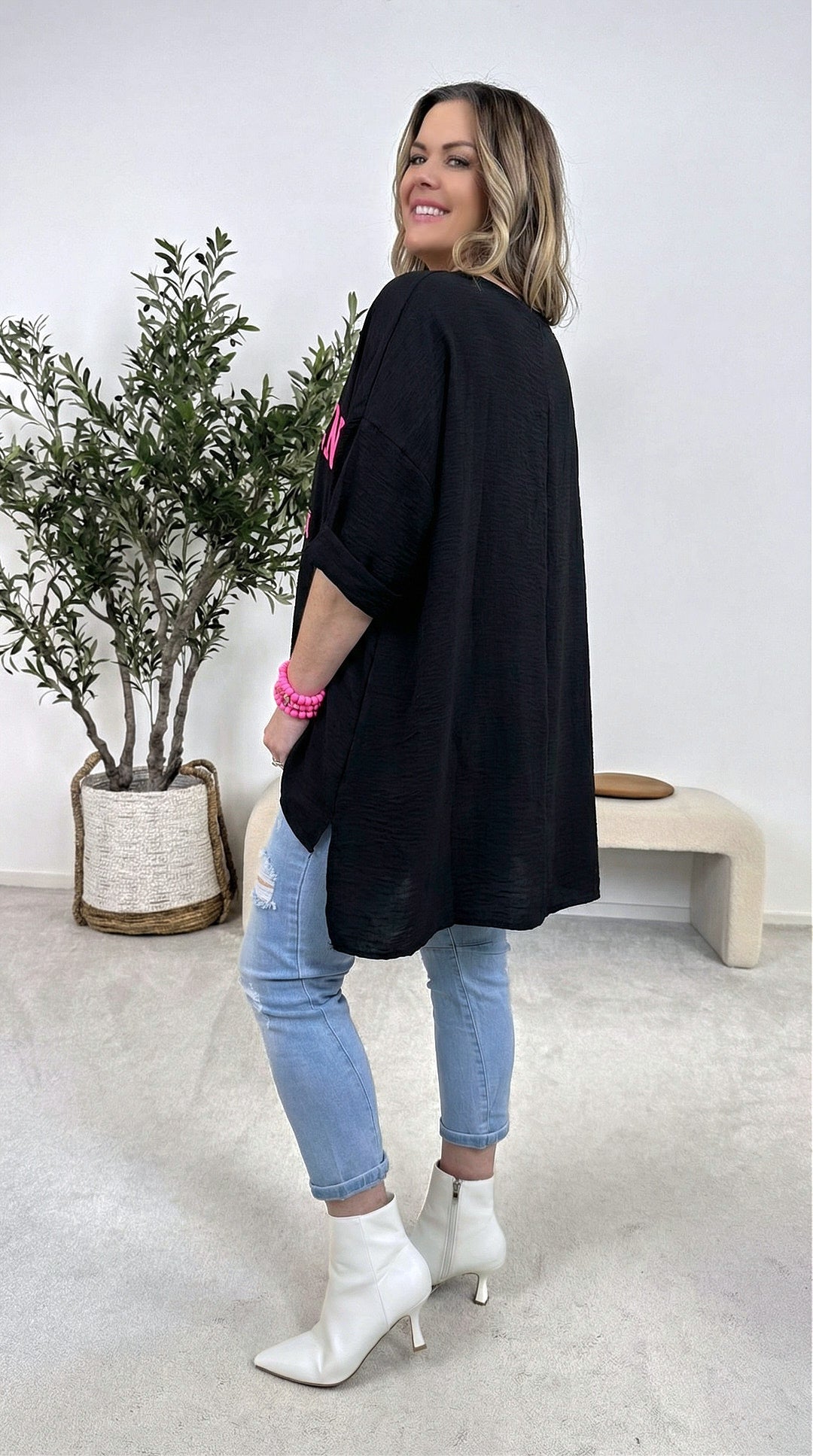 Blusenshirt Queen of the City *Schwarz*